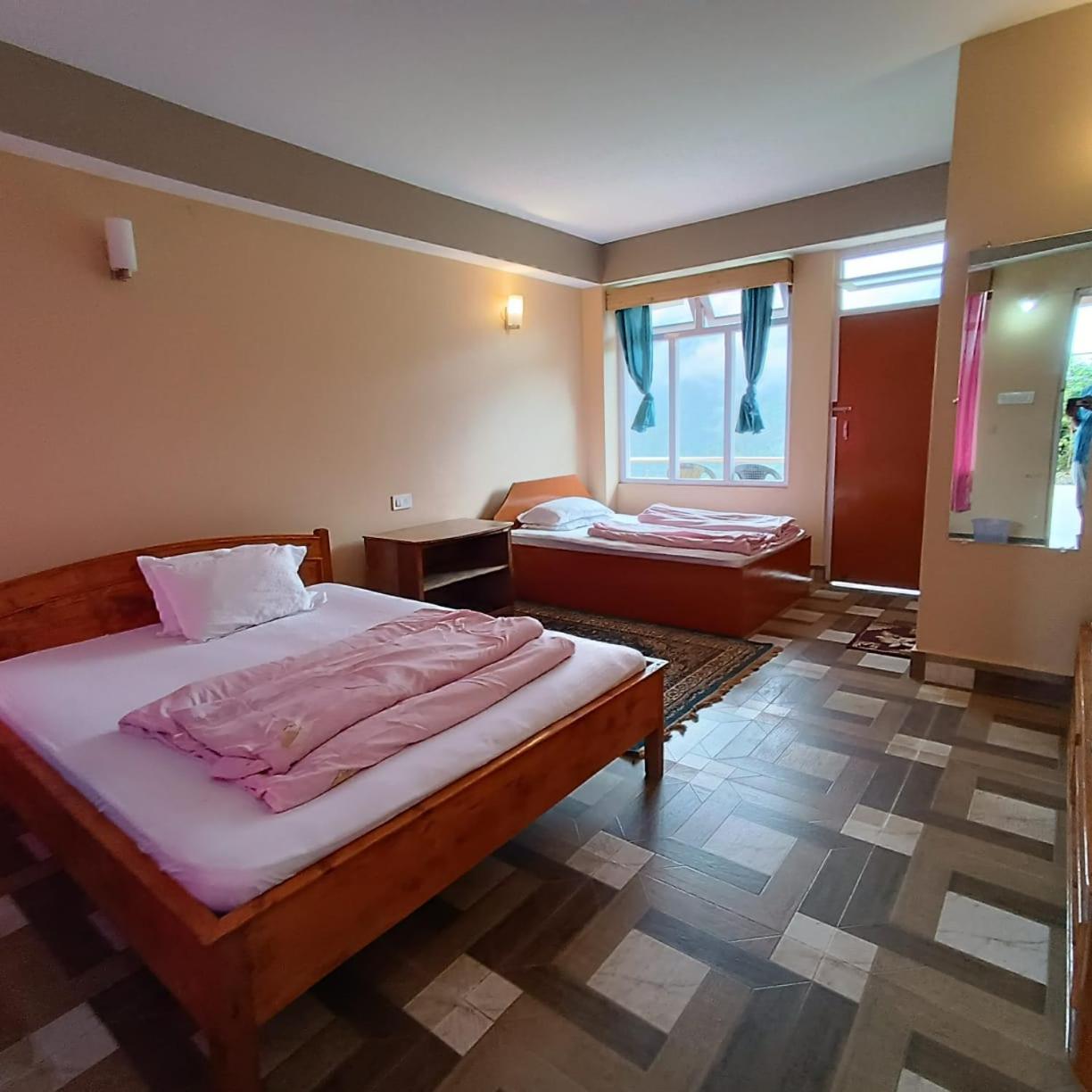 Deluxe Quadruple Room photo 3