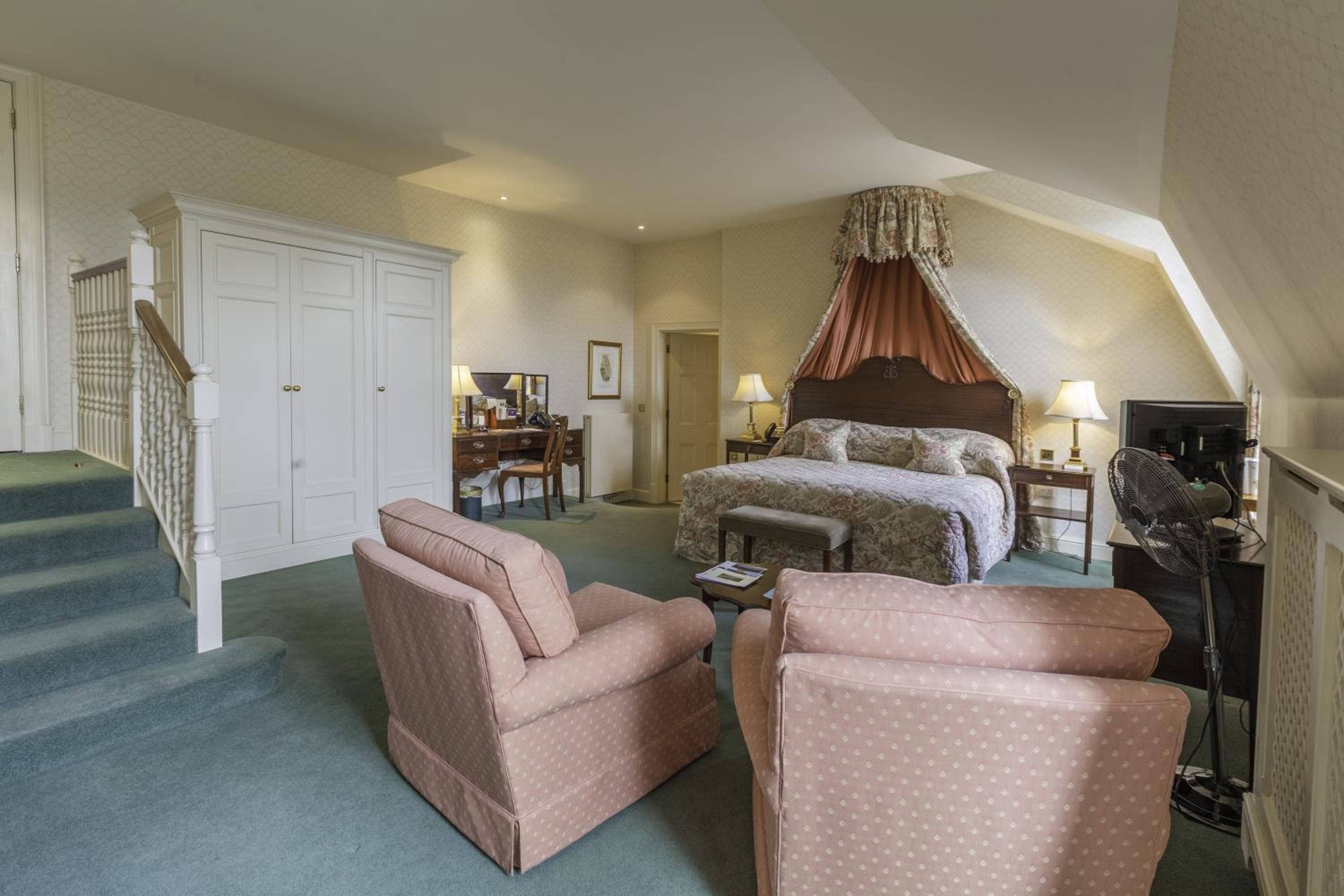 Mansion Junior Suite photo 3