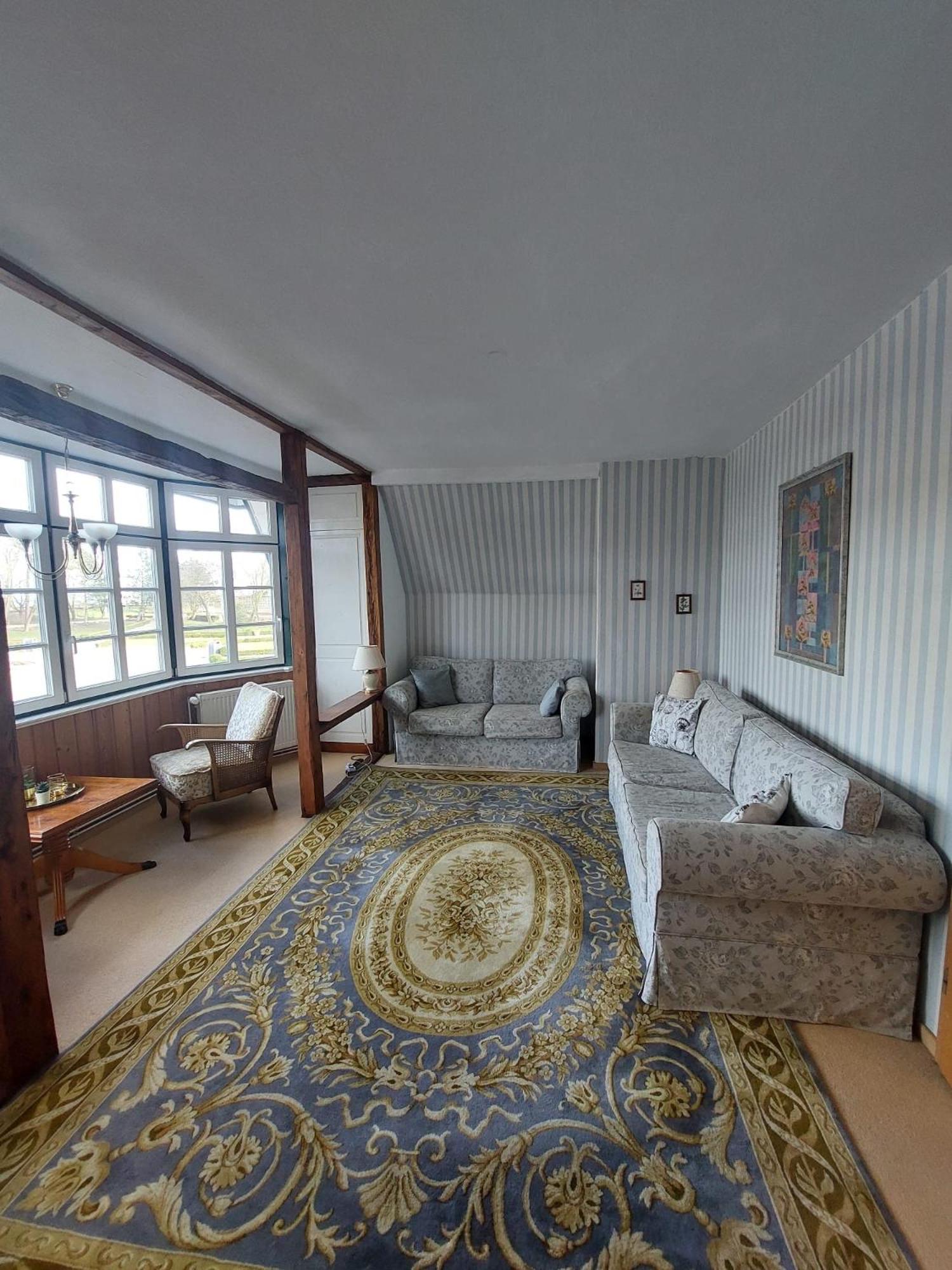 Three-Bedroom Apartment photo 1