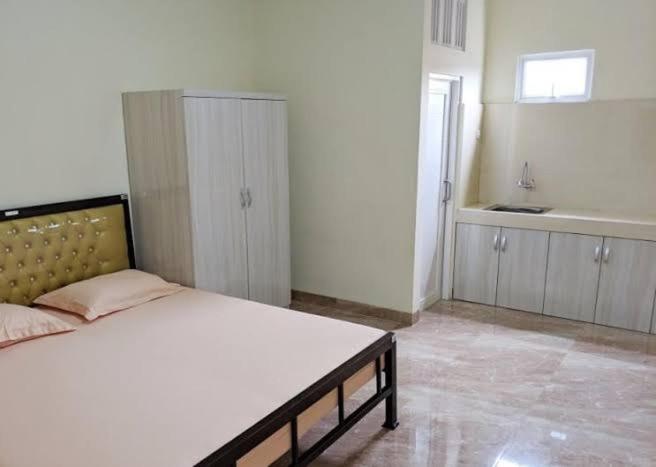 Budget Single Room photo 2
