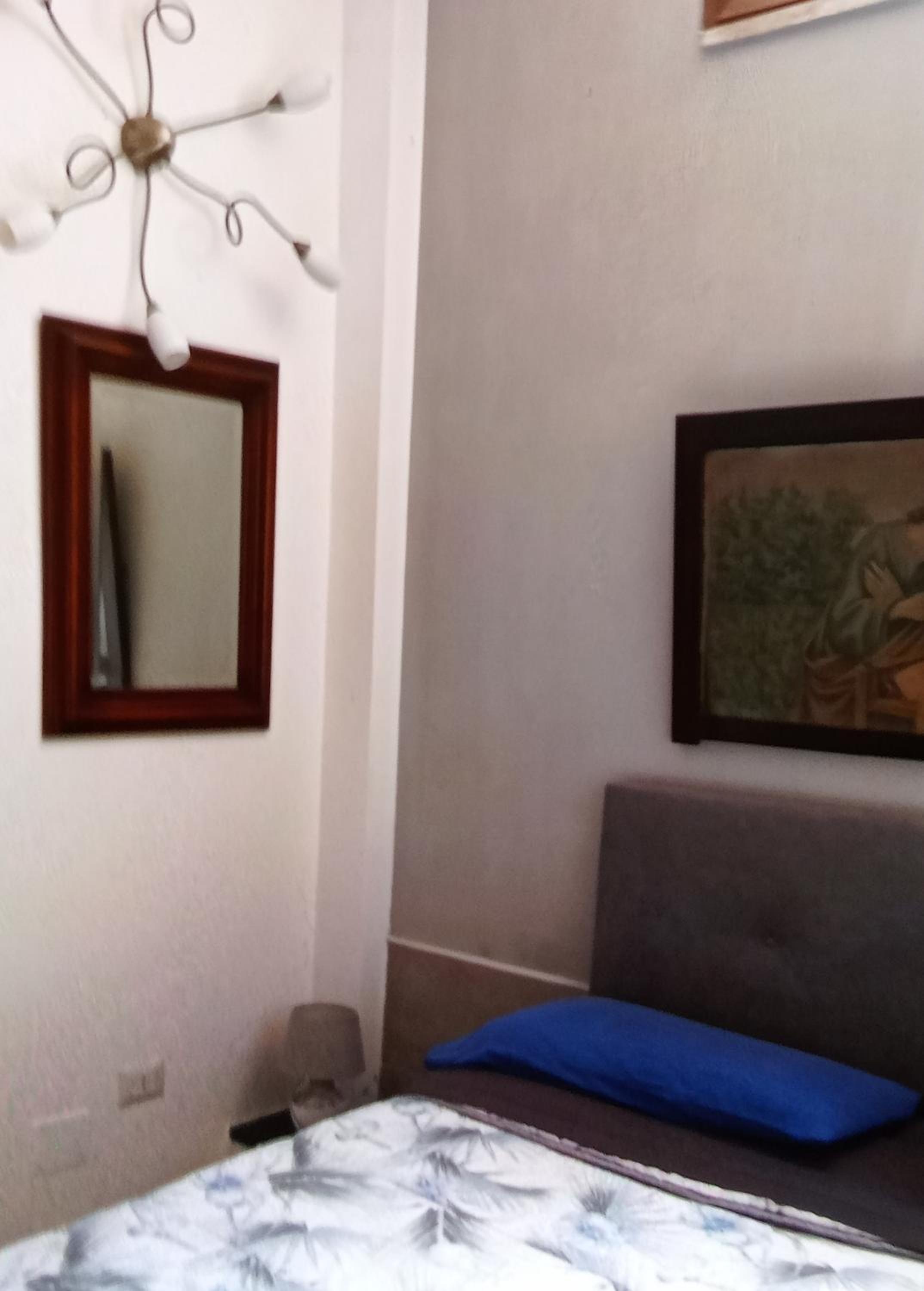 One-Bedroom House - Photo 14