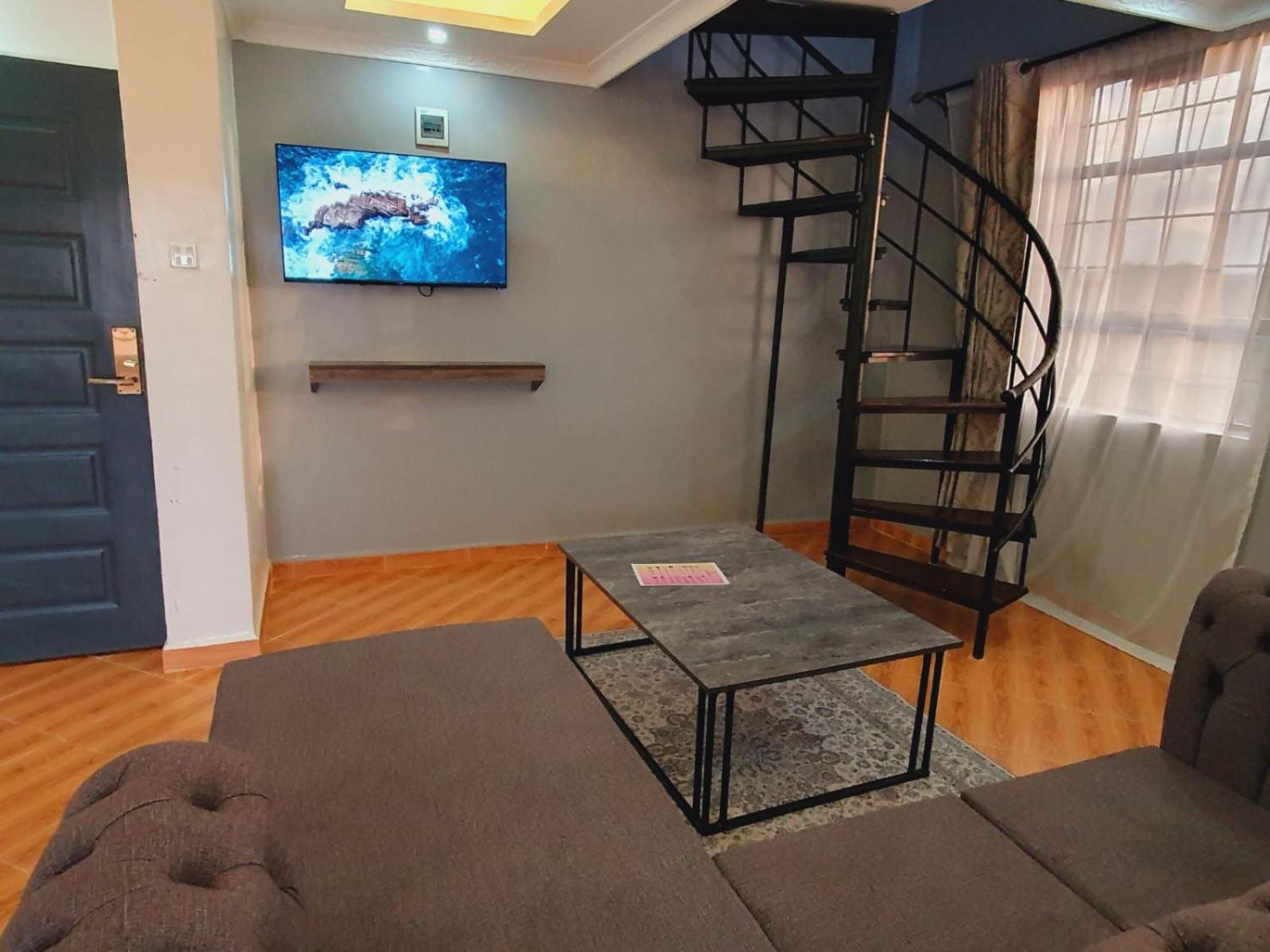 Superior King Suite