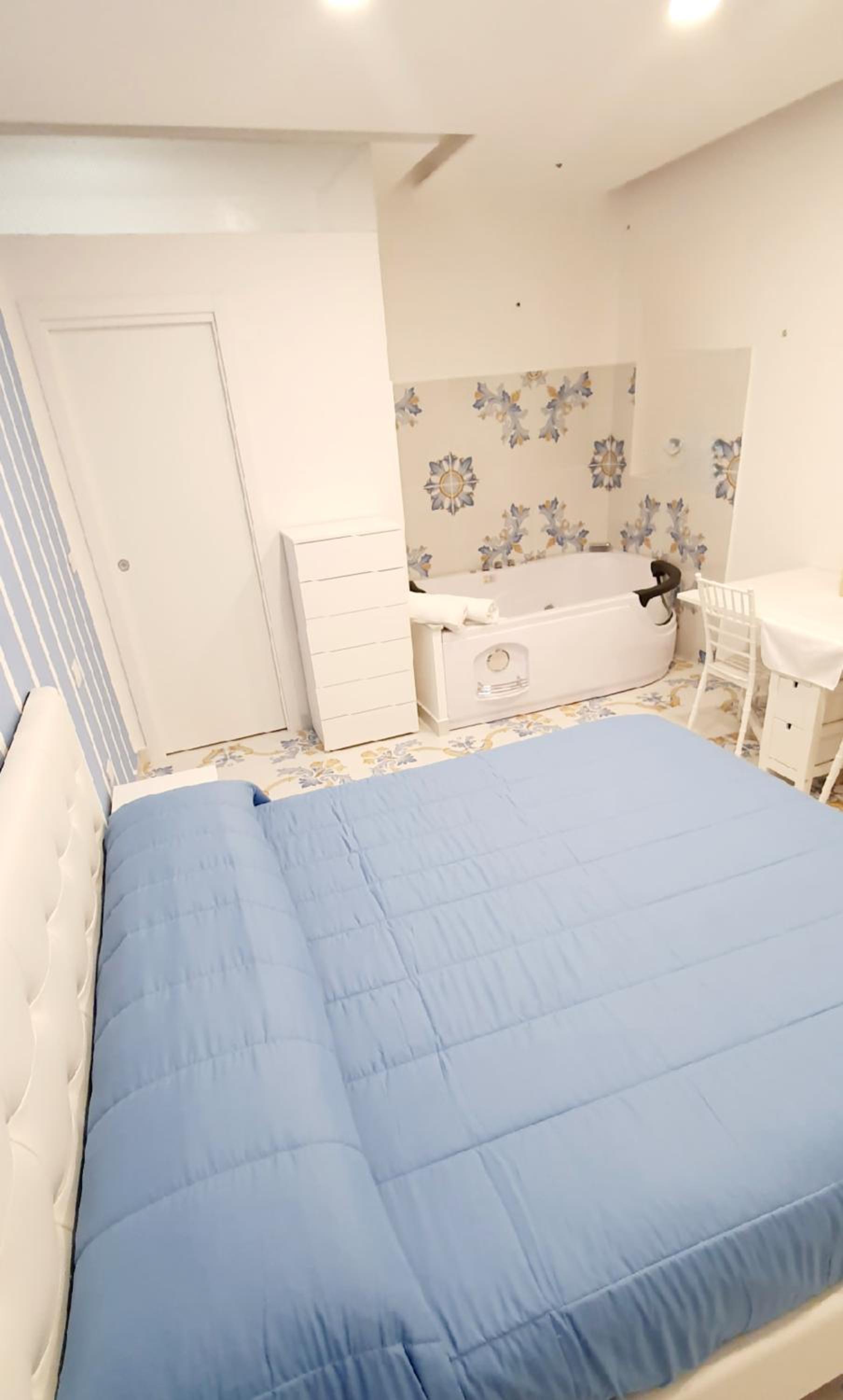 Deluxe Double Room With Bath photo 1