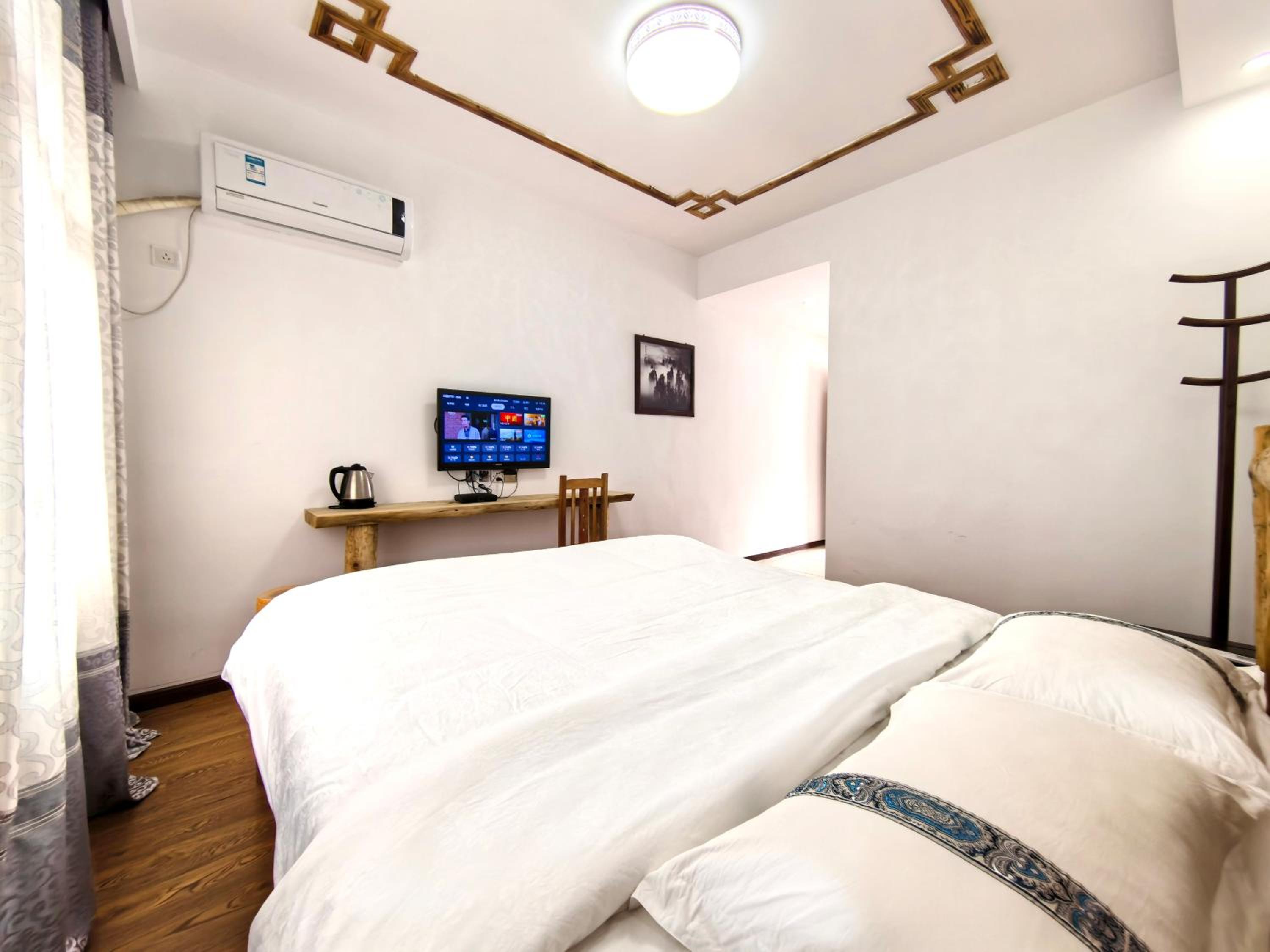 Double Room with Private Bathroom photo 3