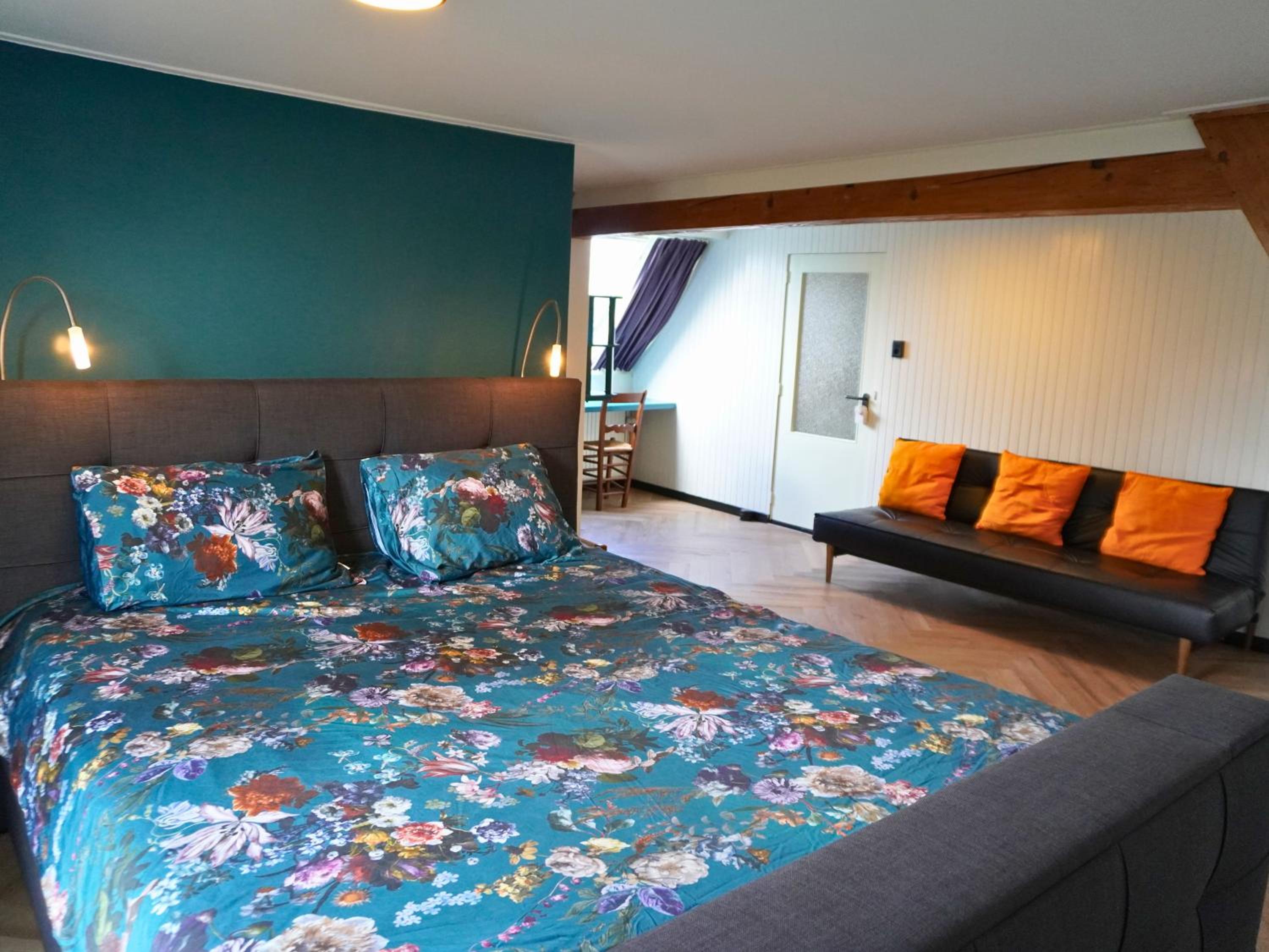 Triple Room with Bath photo 2