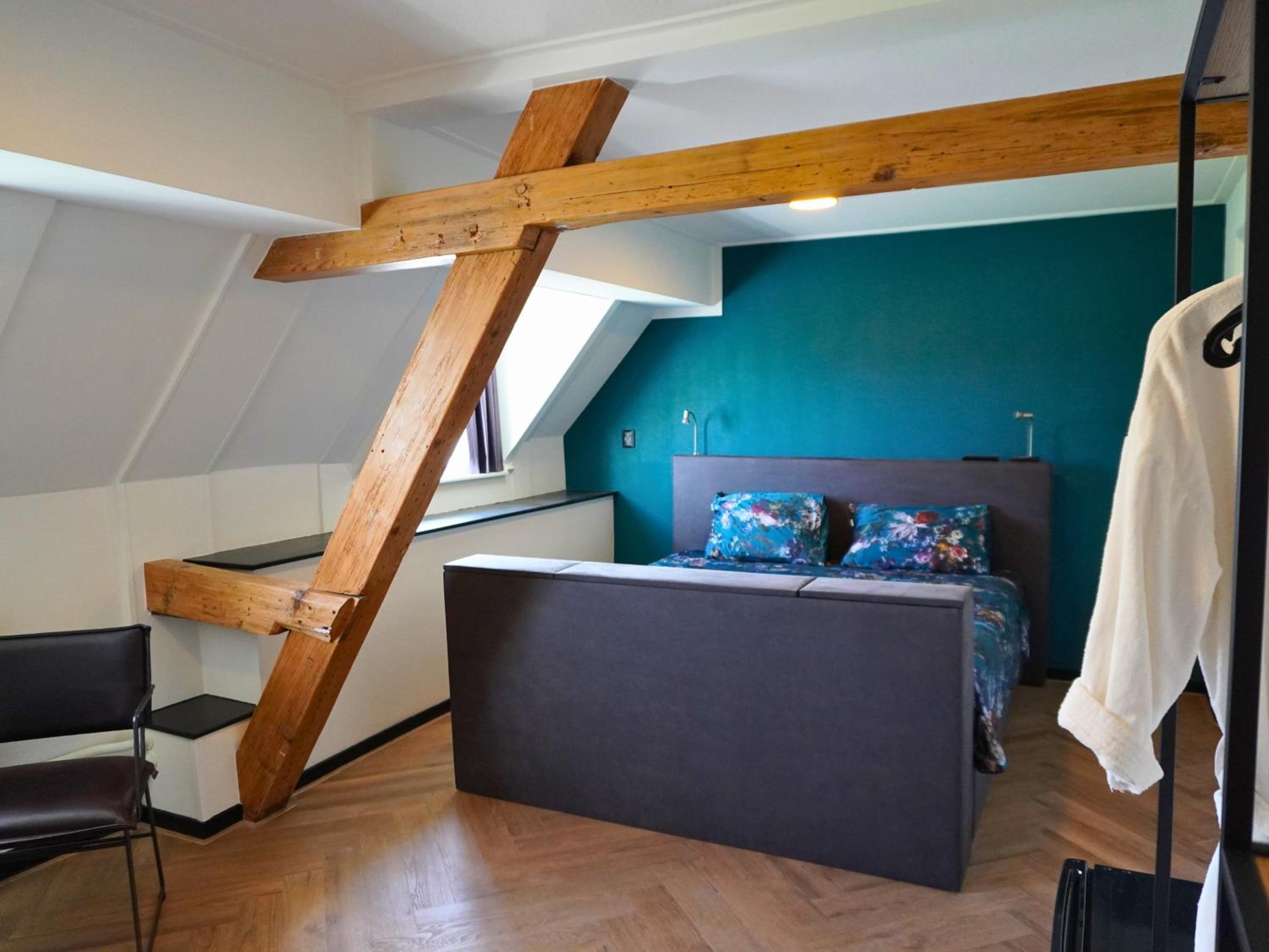 Deluxe Double Room with Shower photo 2