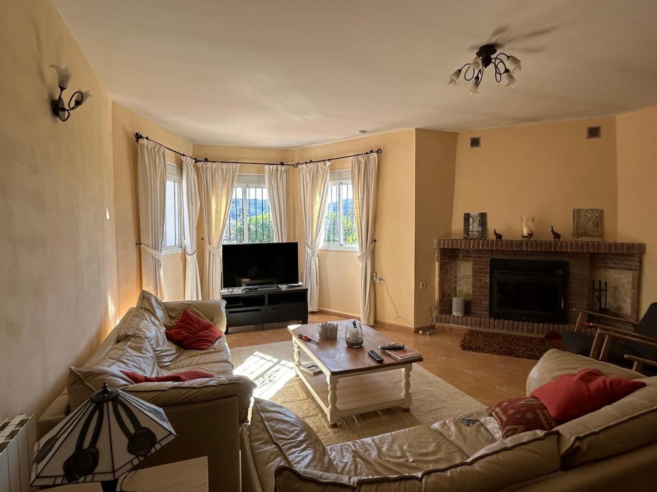 Villa de Tres Habitaciones