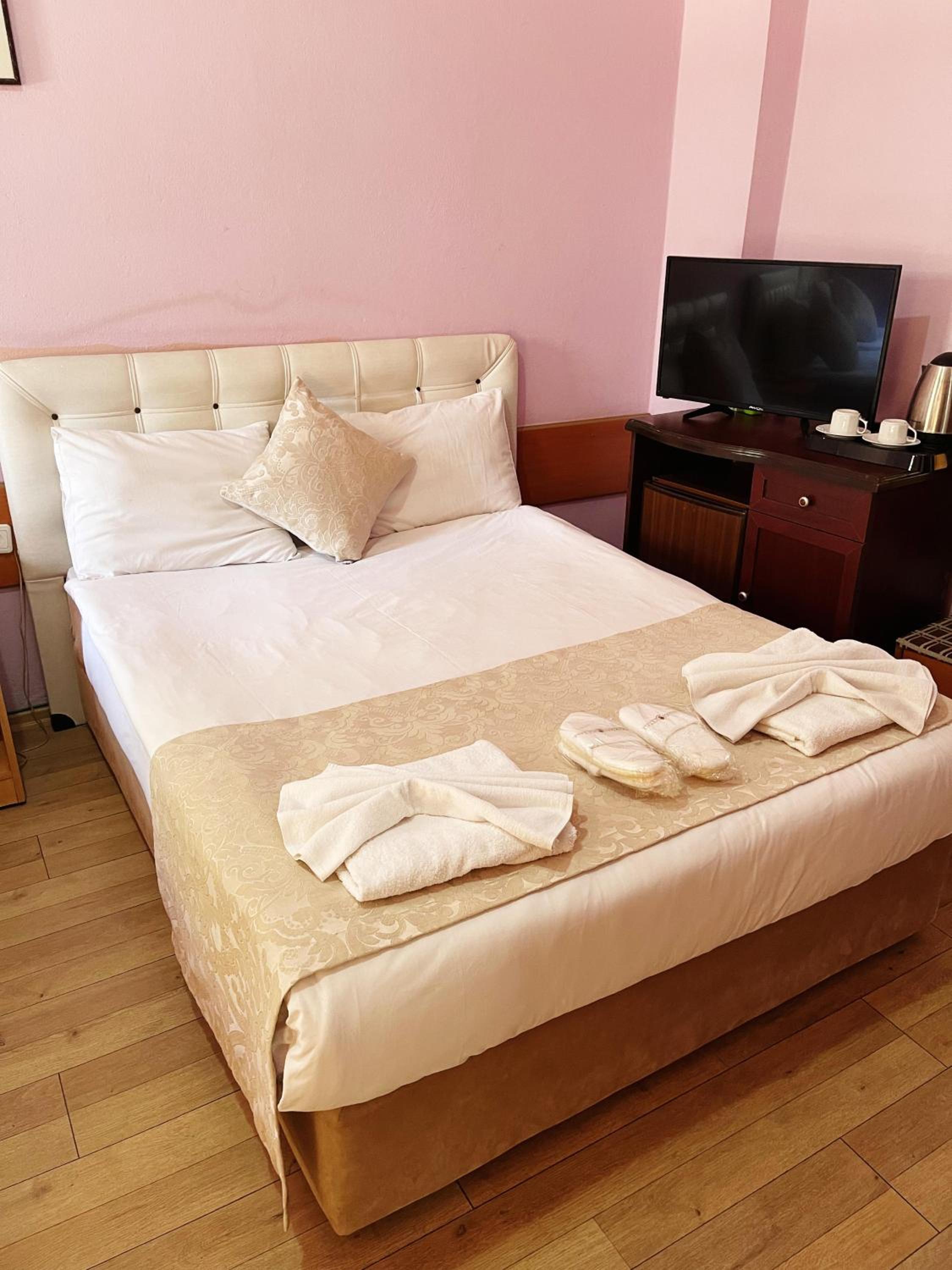 Suite with Balcony photo 1