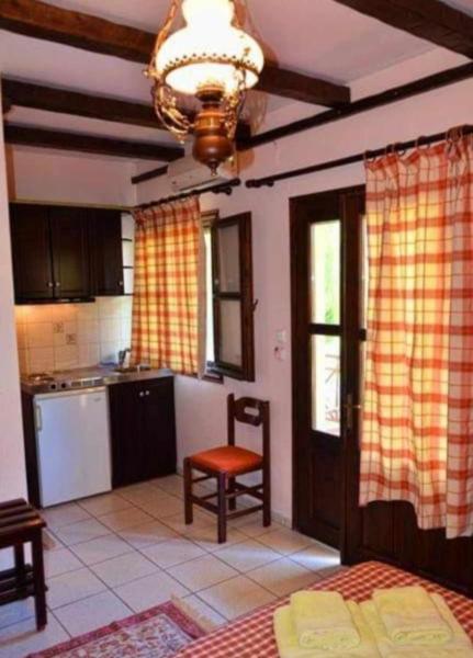 Deluxe Triple Room photo 2
