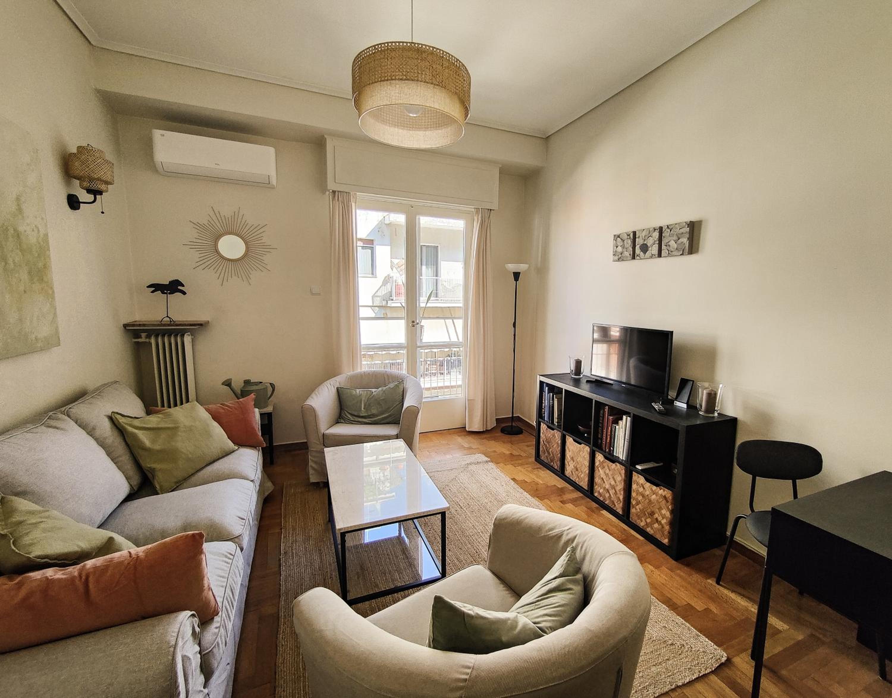 One-Bedroom Apartment
