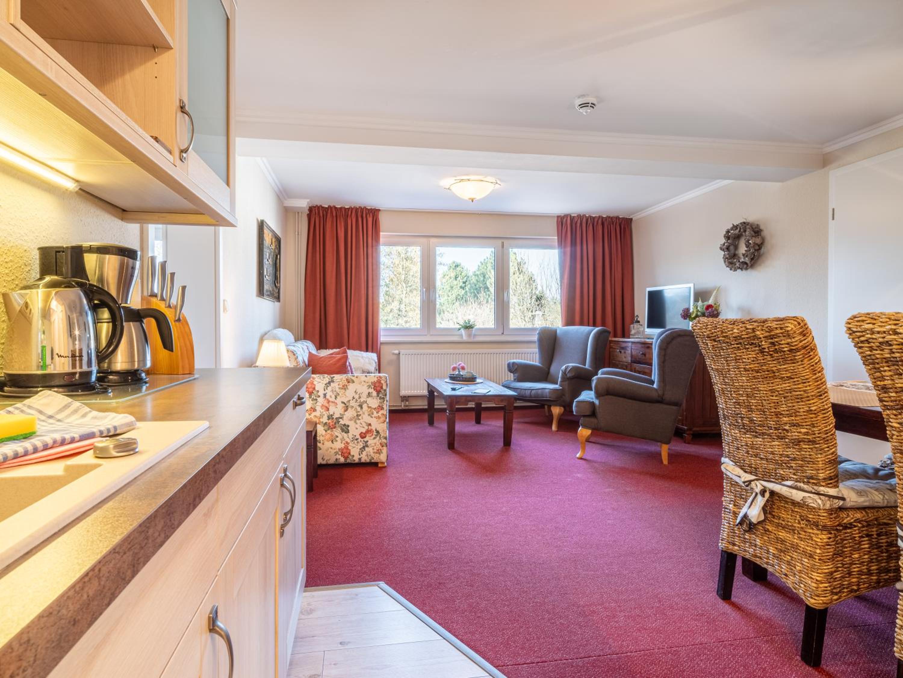 One-Bedroom Suite photo 3
