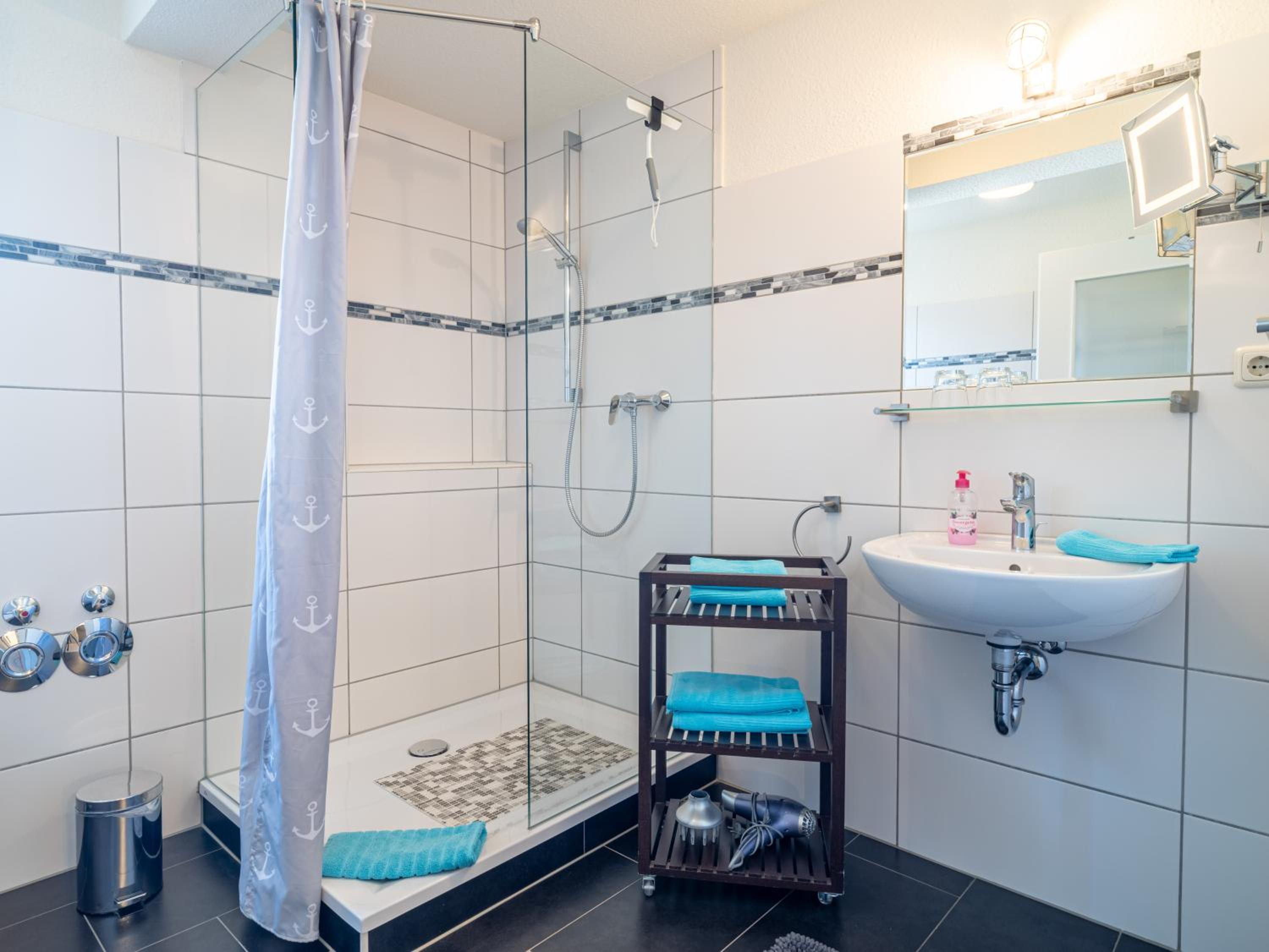 One-Bedroom Suite photo 2