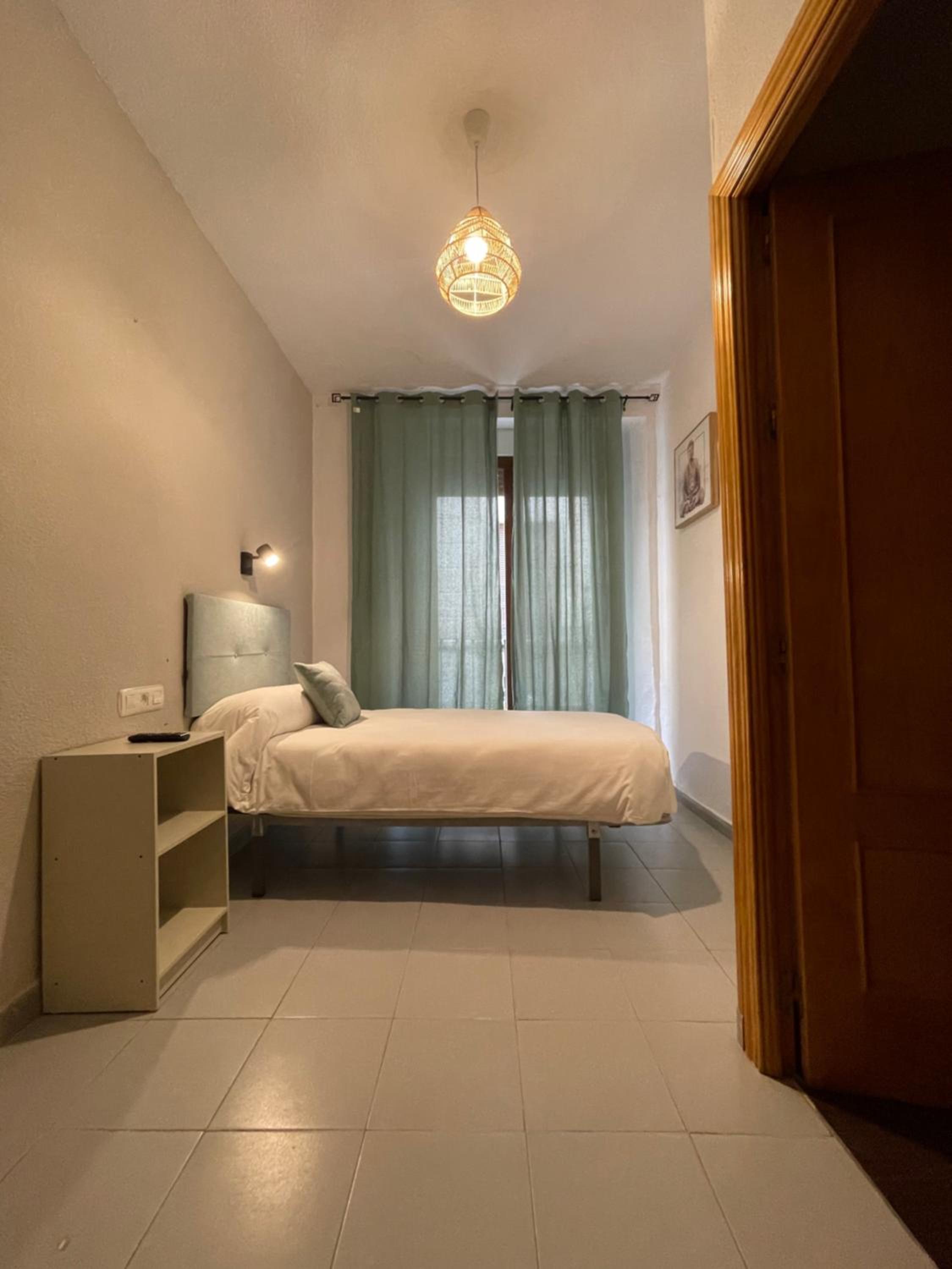 Habitación individual con baño privado