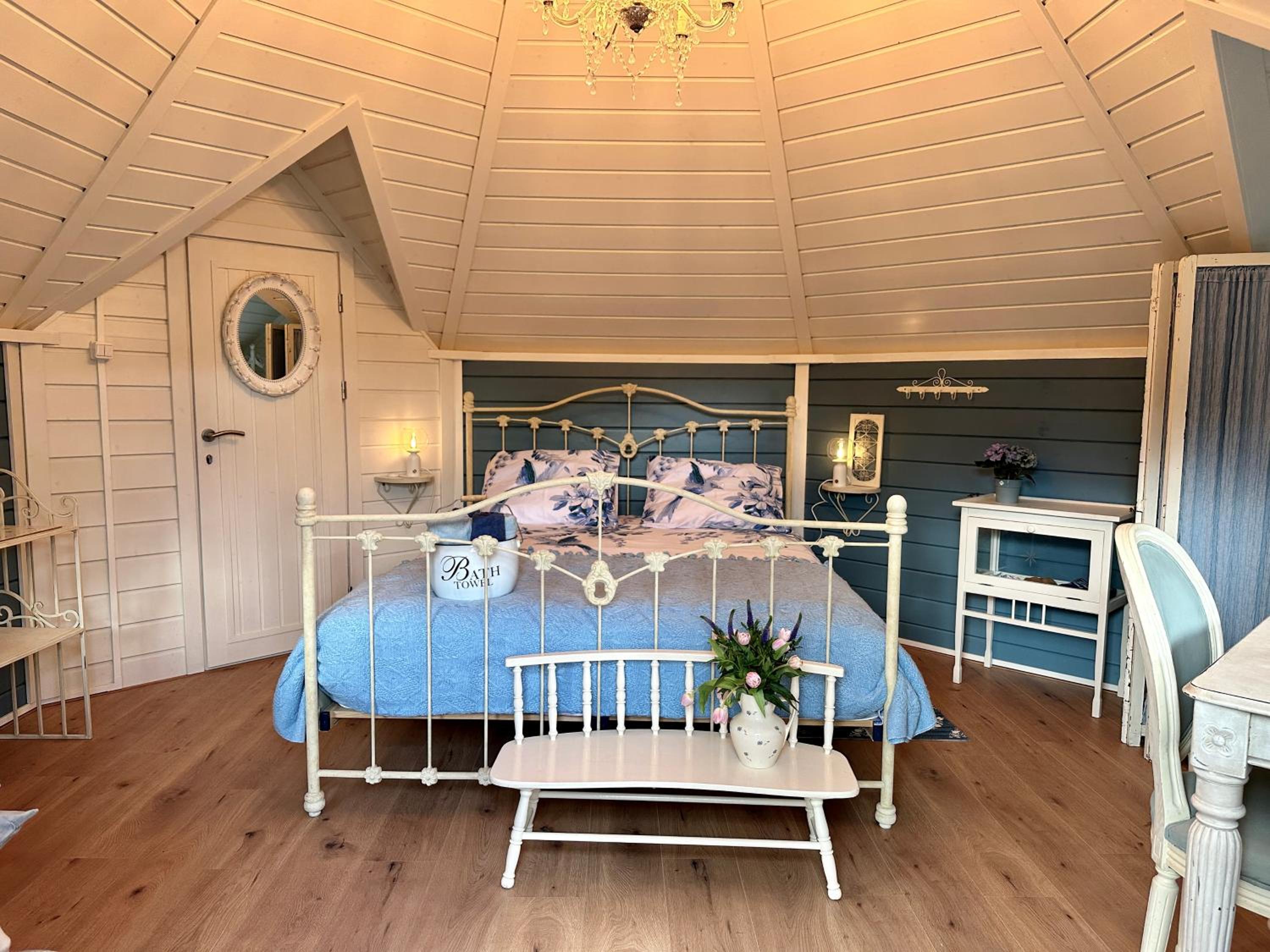 Triple Room with Private Bathroom photo 1