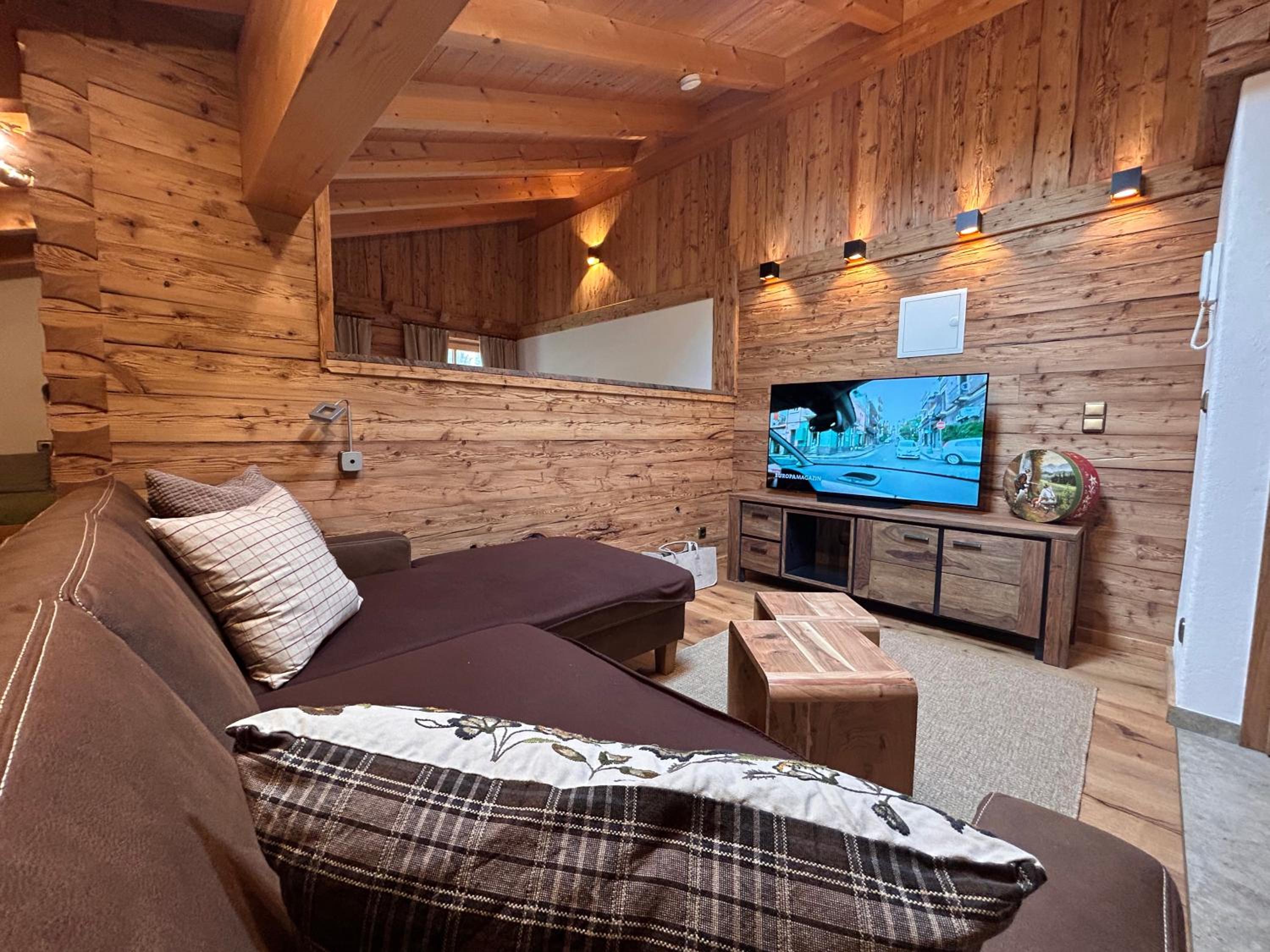Junior Suite with Balcony photo 1