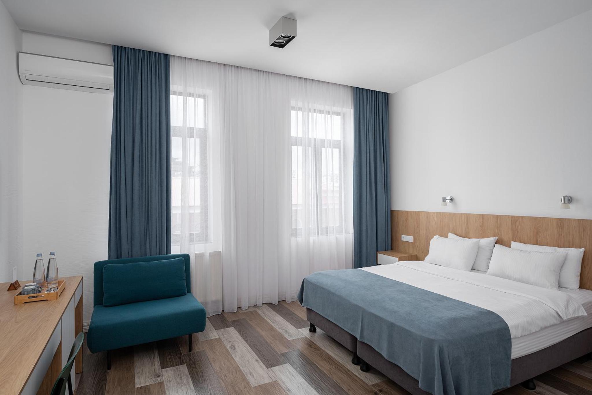 Standard Double Room - Photo 5