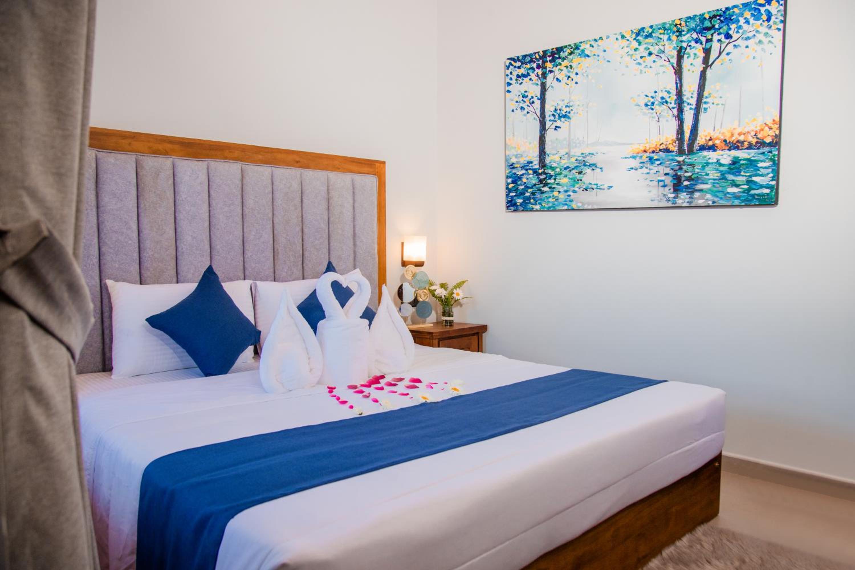 King Room with Mountain View