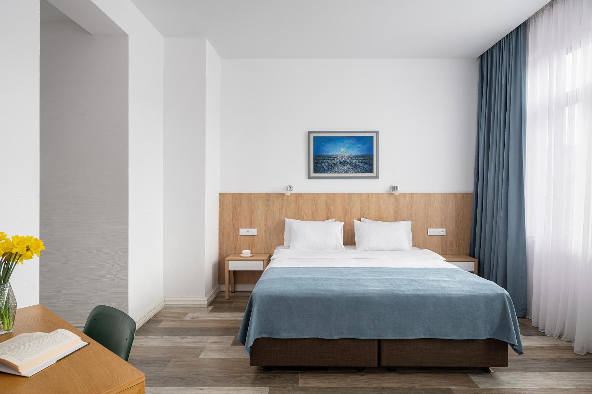 Family Suite with Balcony - Photo 1
