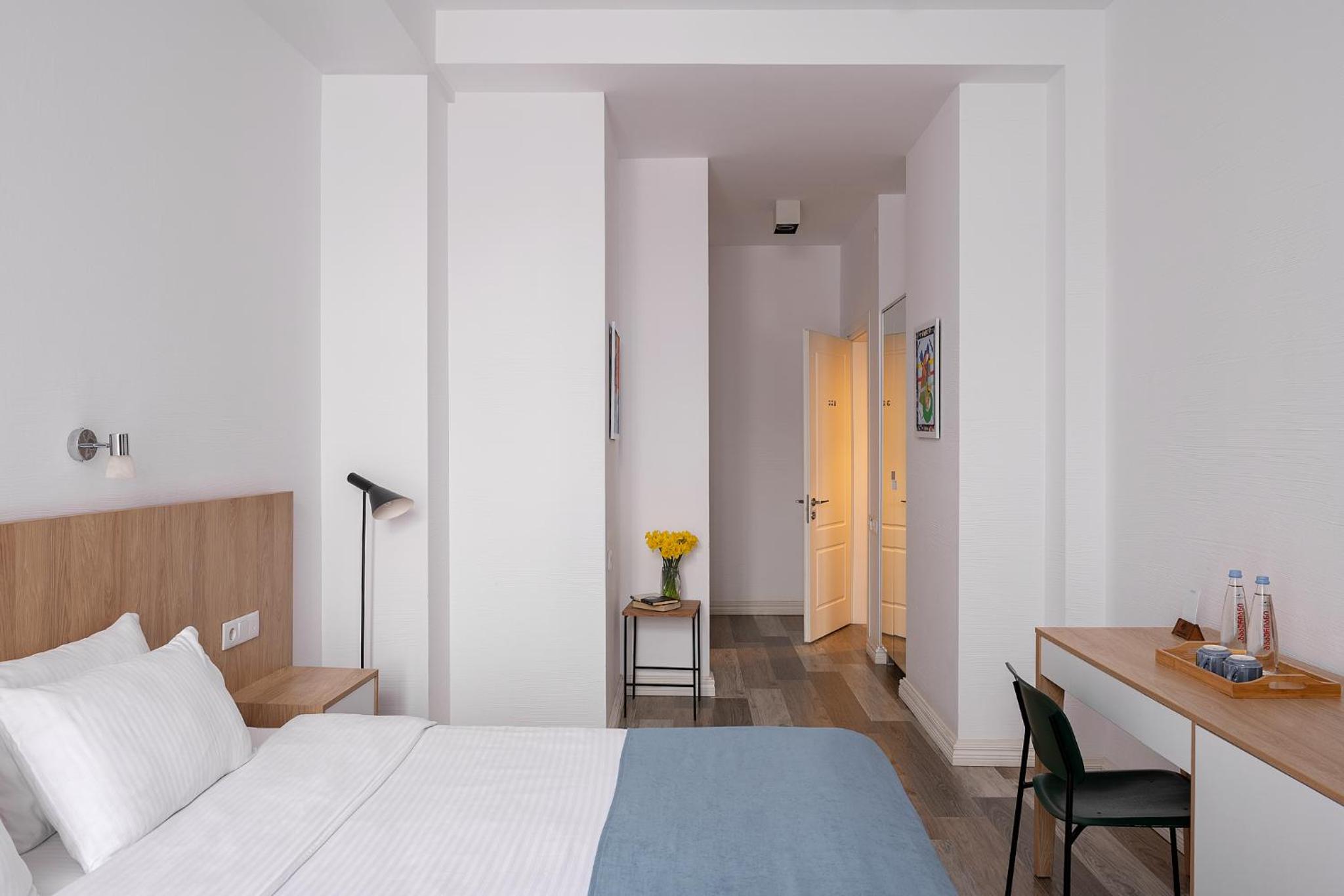 Deluxe Double Room with Balcony - Photo 2