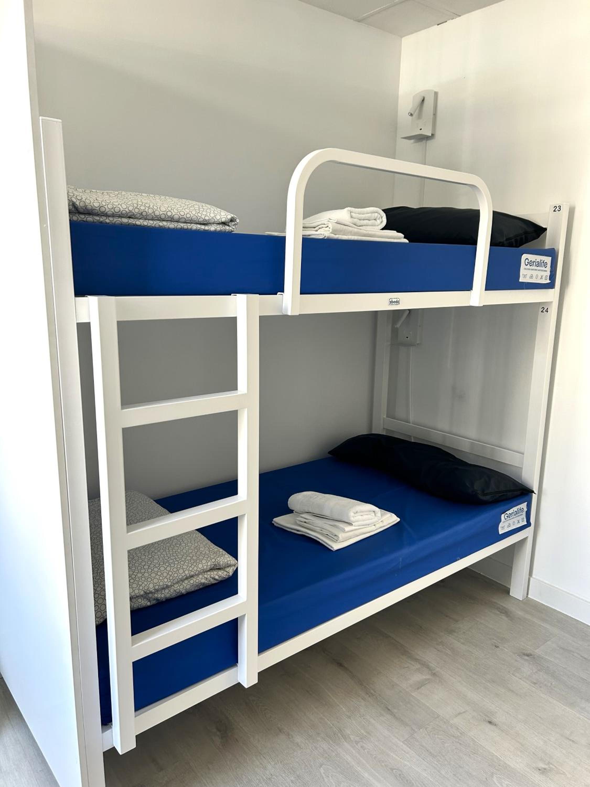Bed in 4-Bed Mixed Dormitory Room photo 3