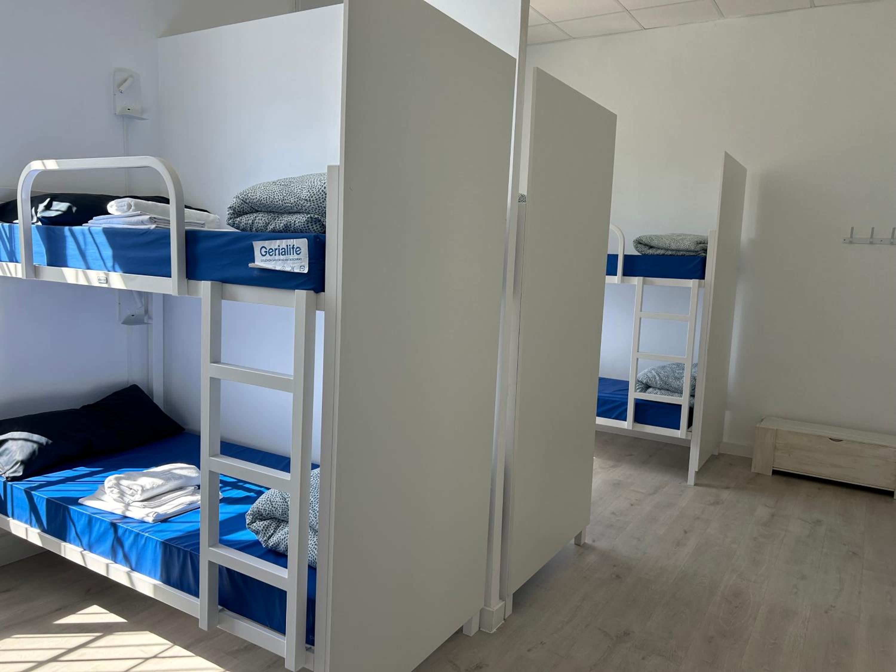Bed in 8-Bed Mixed Dormitory Room photo 3