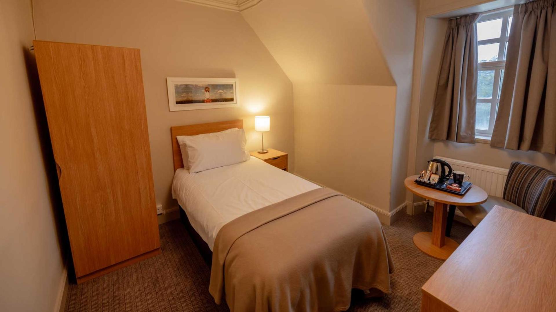 Single Room photo 2