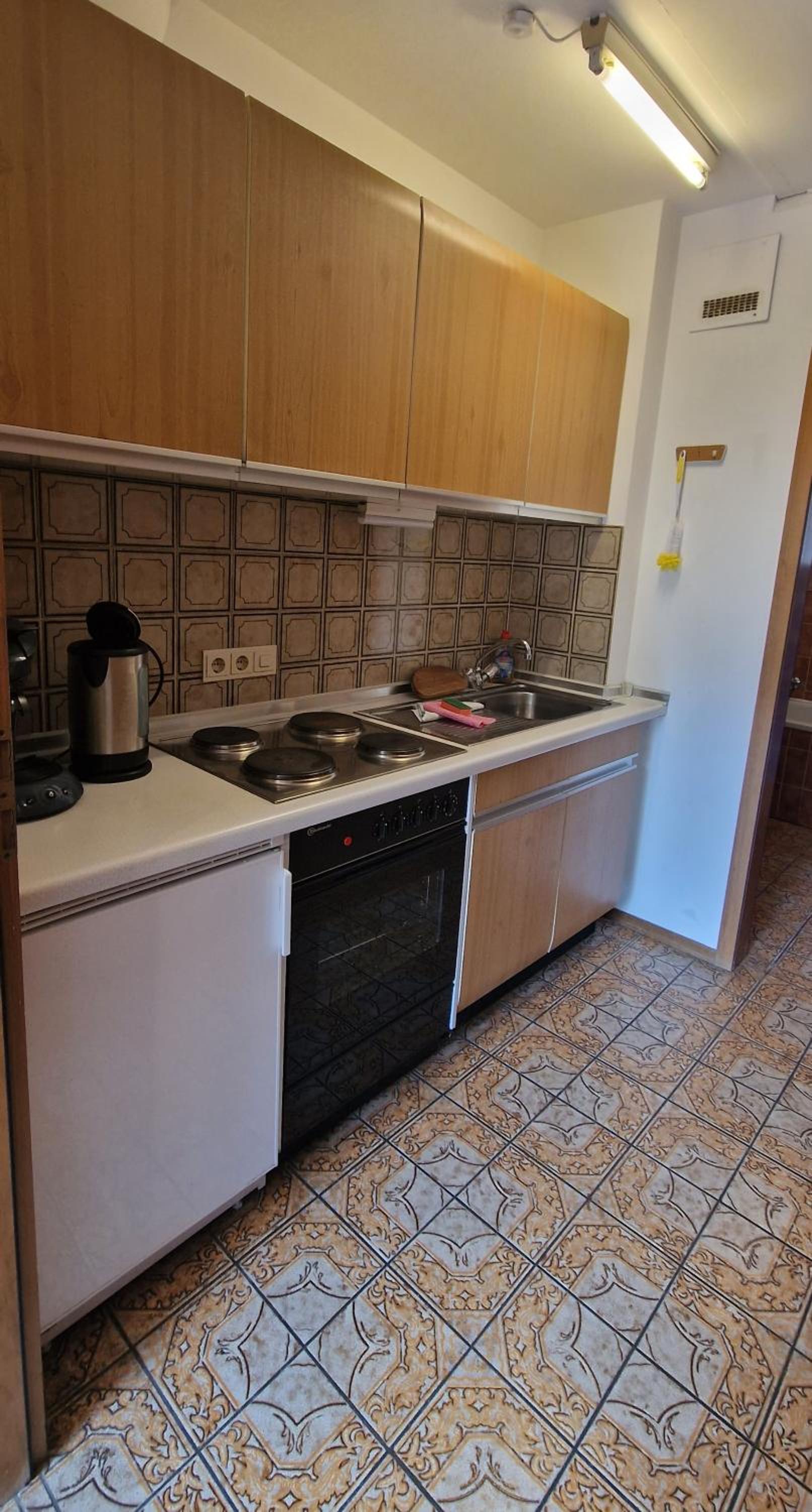 Apartment with Balcony photo 2