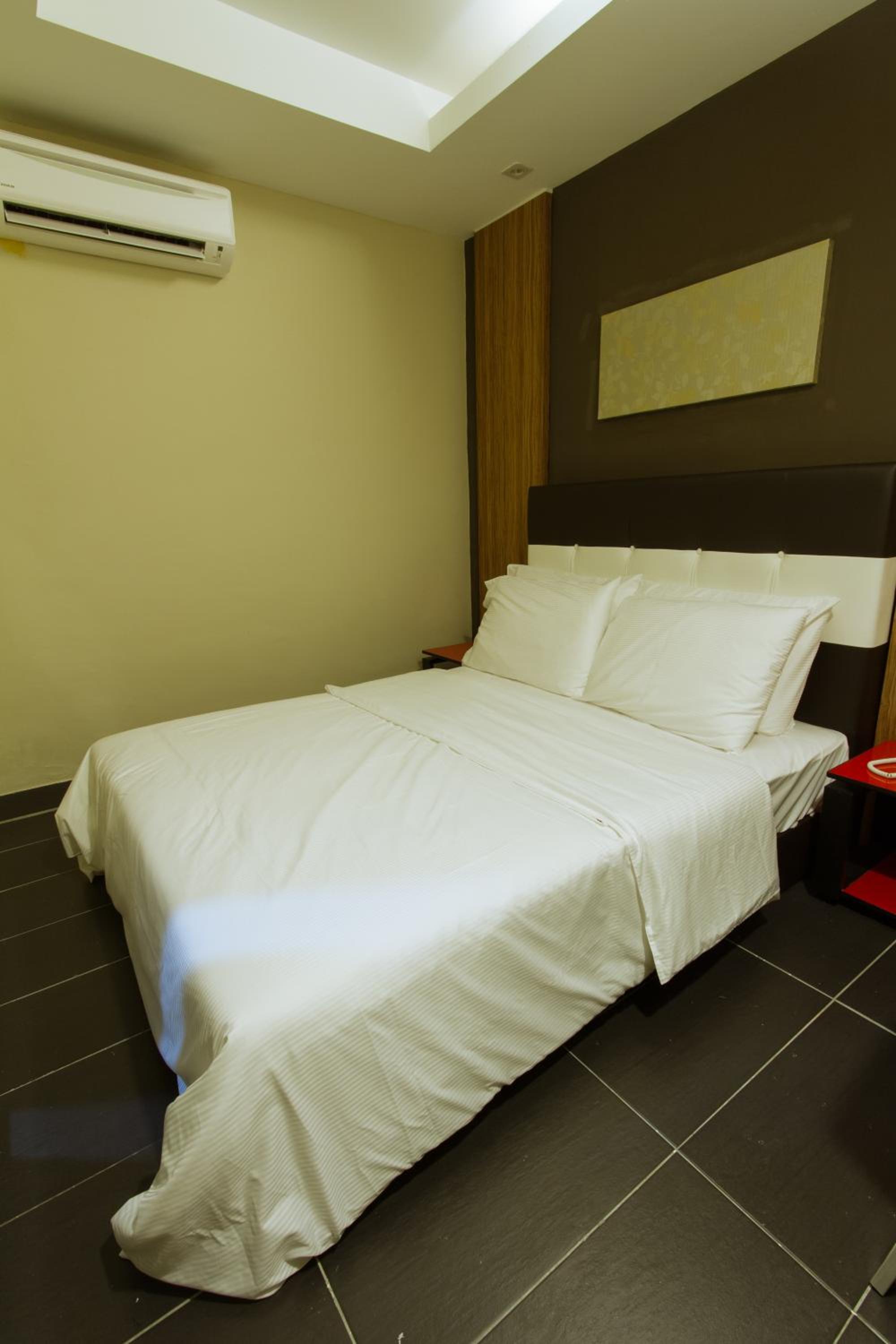 Superior Queen Room photo 2