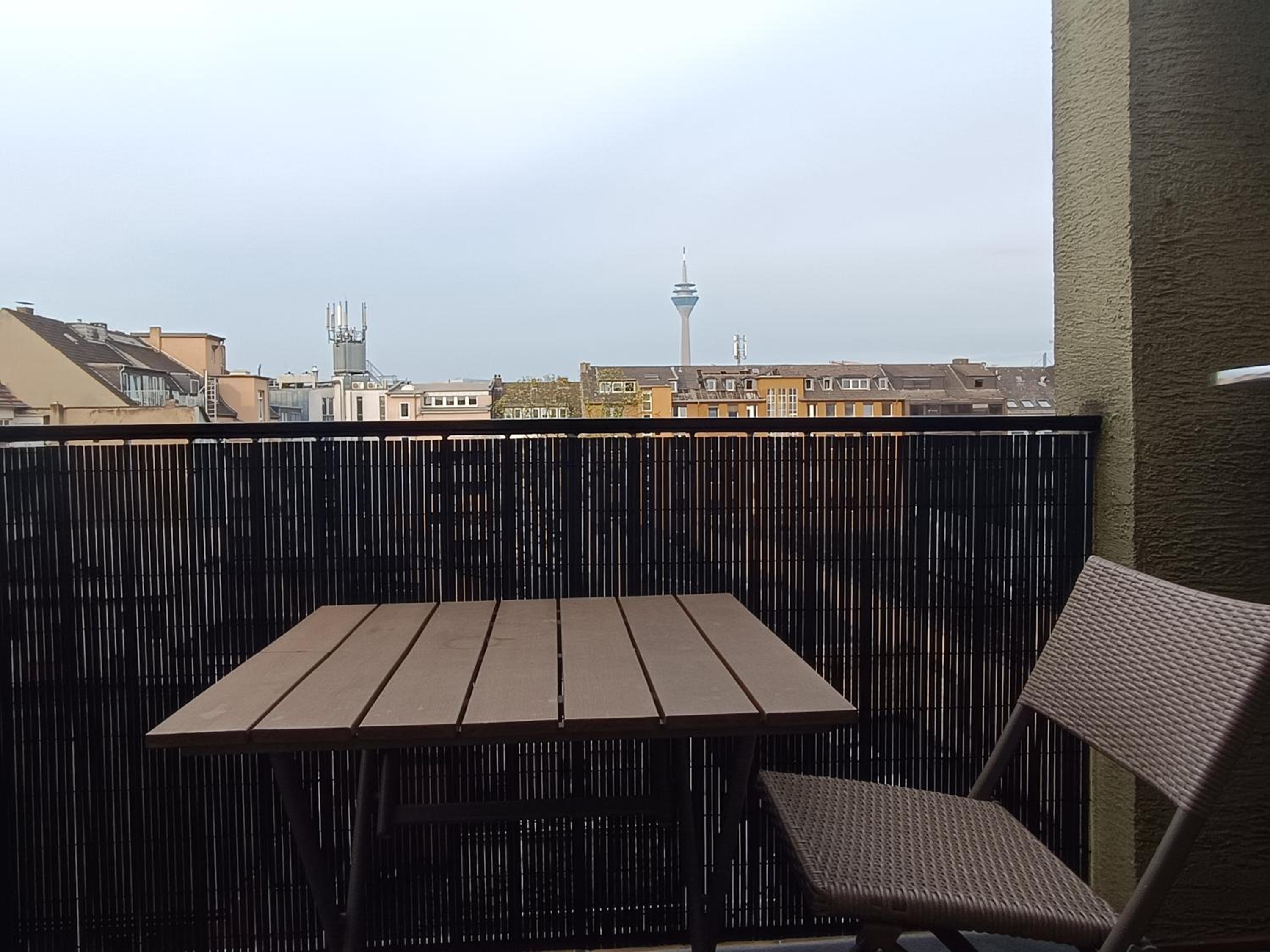 Studio Apartment - Photo 39