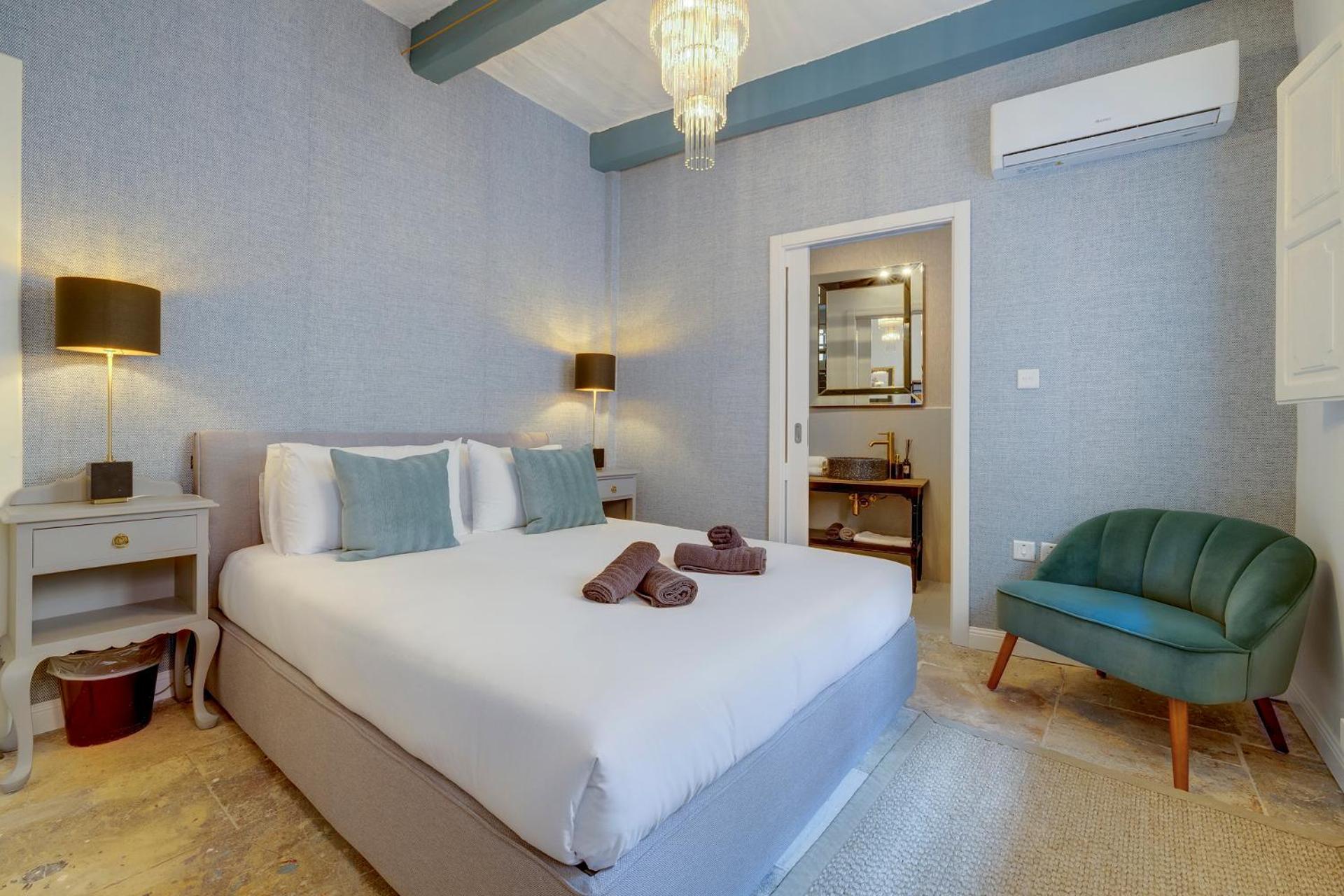 One-Bedroom House photo 1