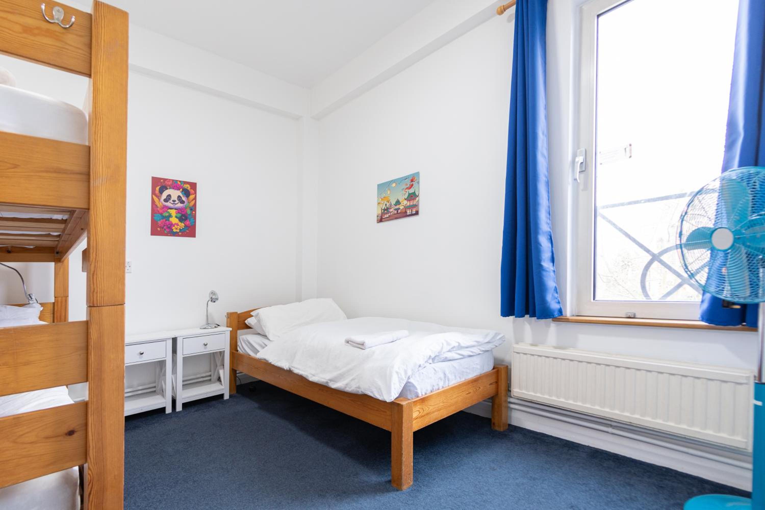 Bed in 3-Bed Female Dormitory Room photo 3