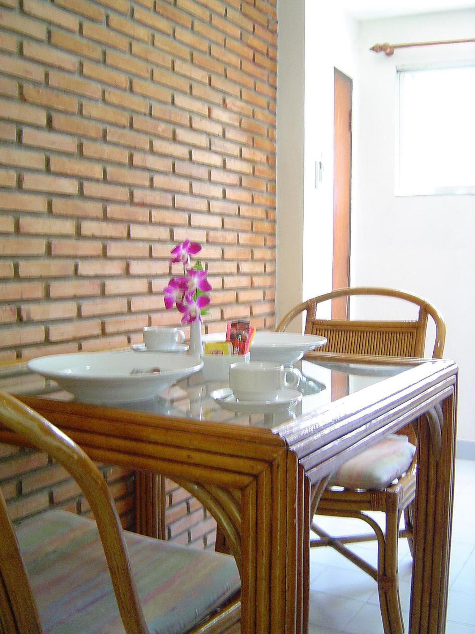 One-Bedroom Apartment with Balcony - Photo 10