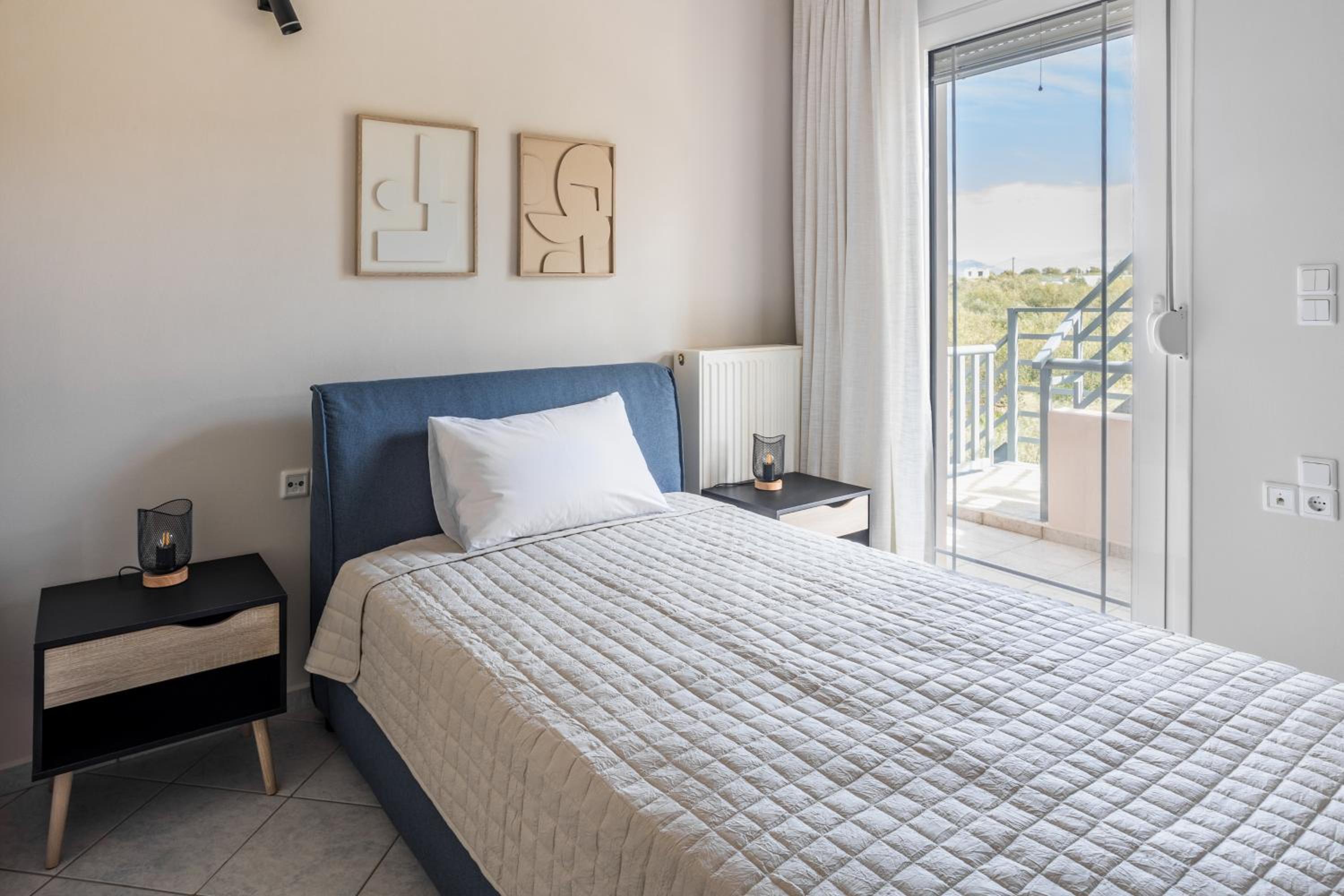 Apartment with Sea View photo 2