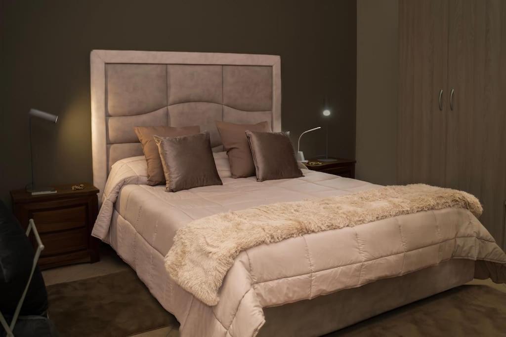 Two-Bedroom Apartment - Photo 15