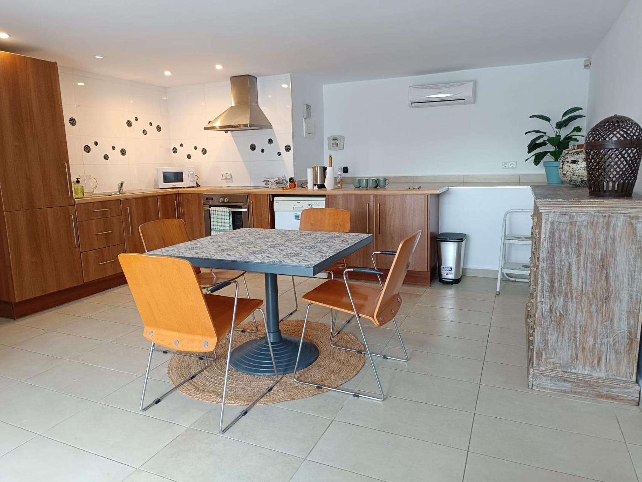 Apartment photo 3