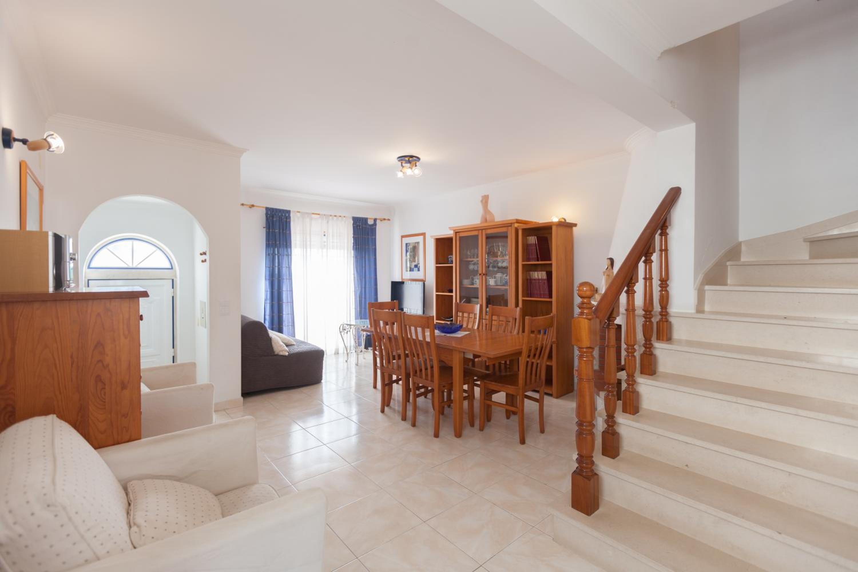 Two-Bedroom Townhouse - Photo 1