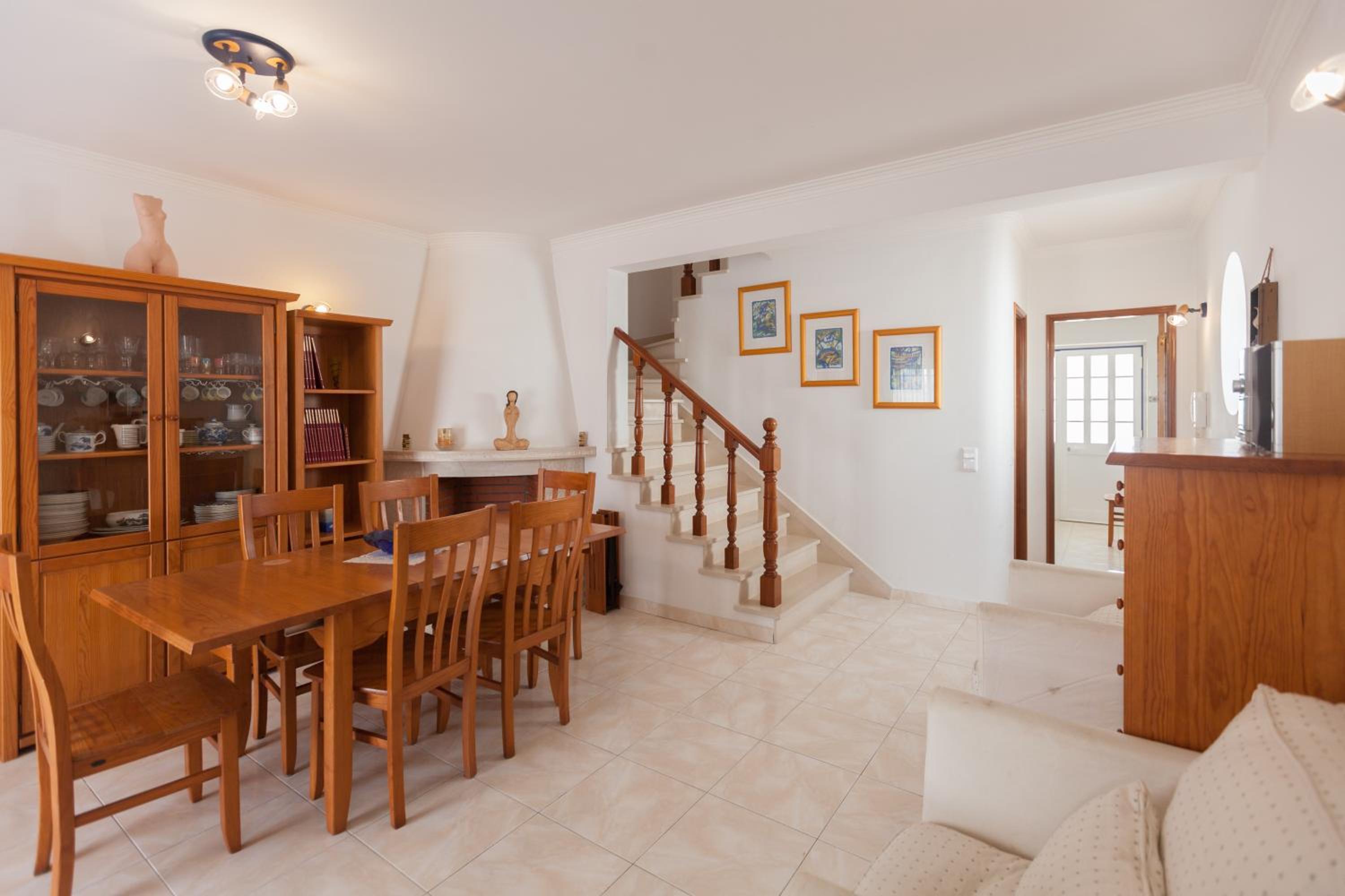 Two-Bedroom Townhouse - Photo 2