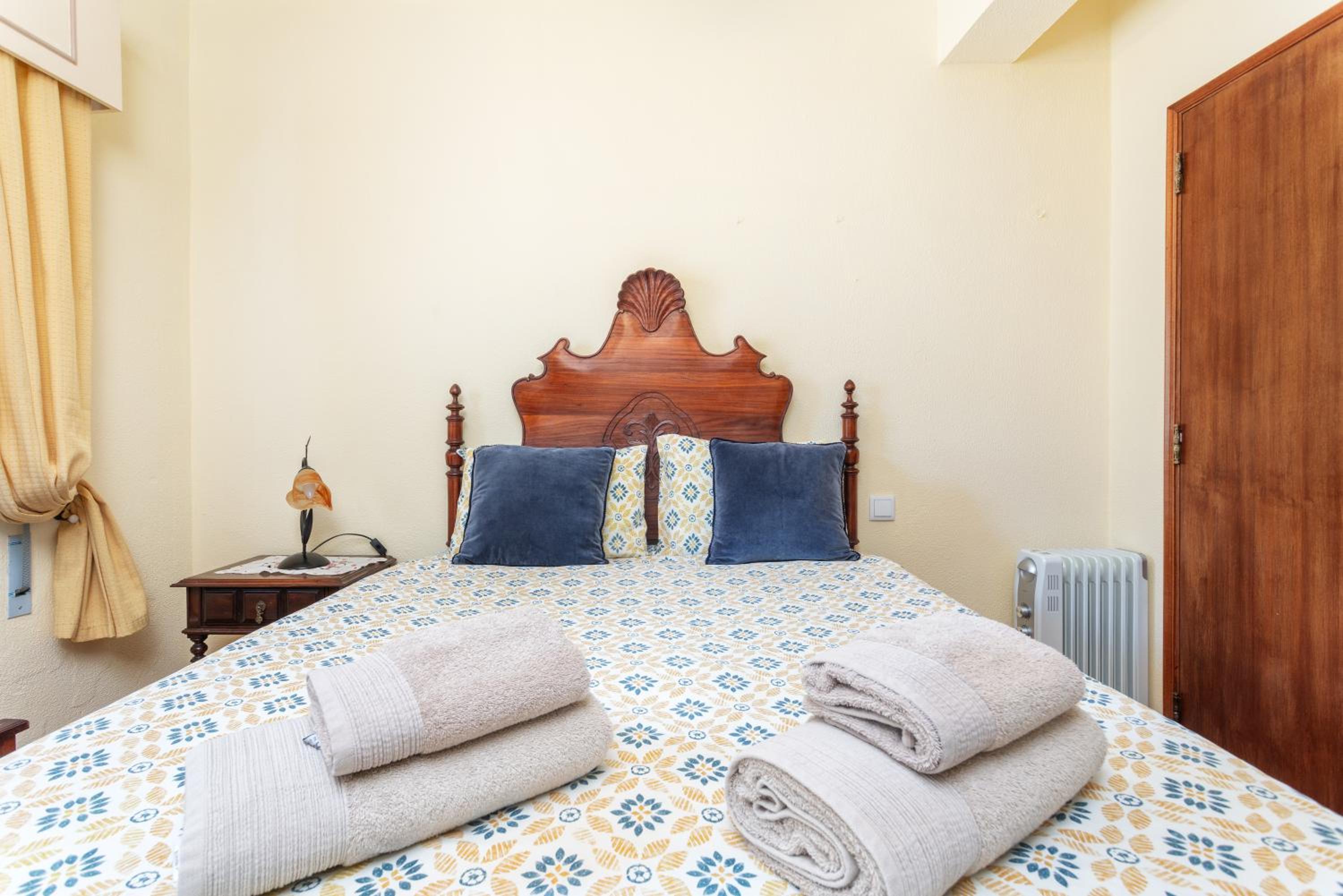 Double Room with Private Bathroom - Photo 7