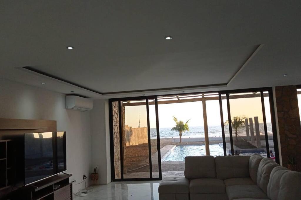 Villa photo 1