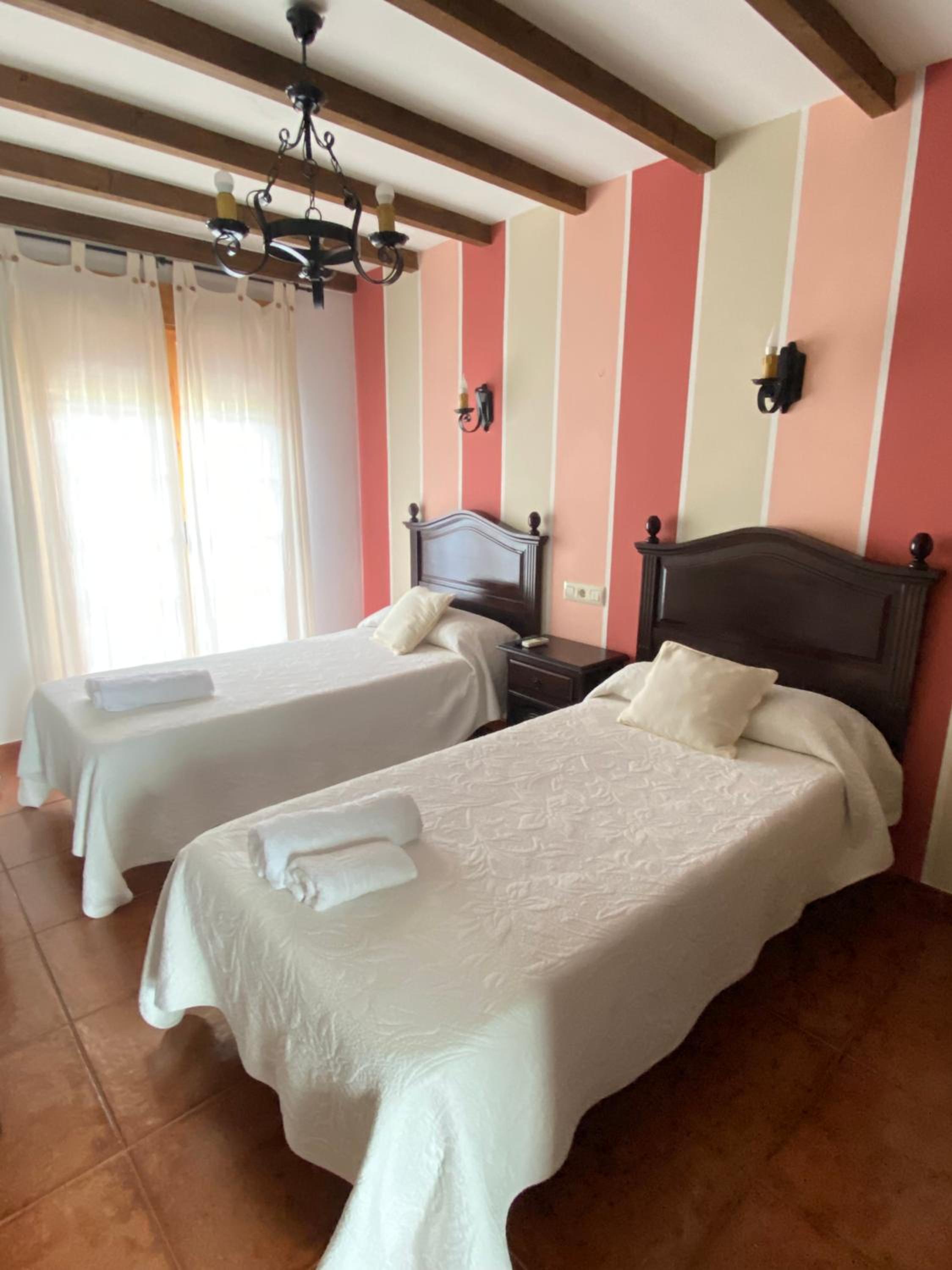 Double or Twin Room photo 3