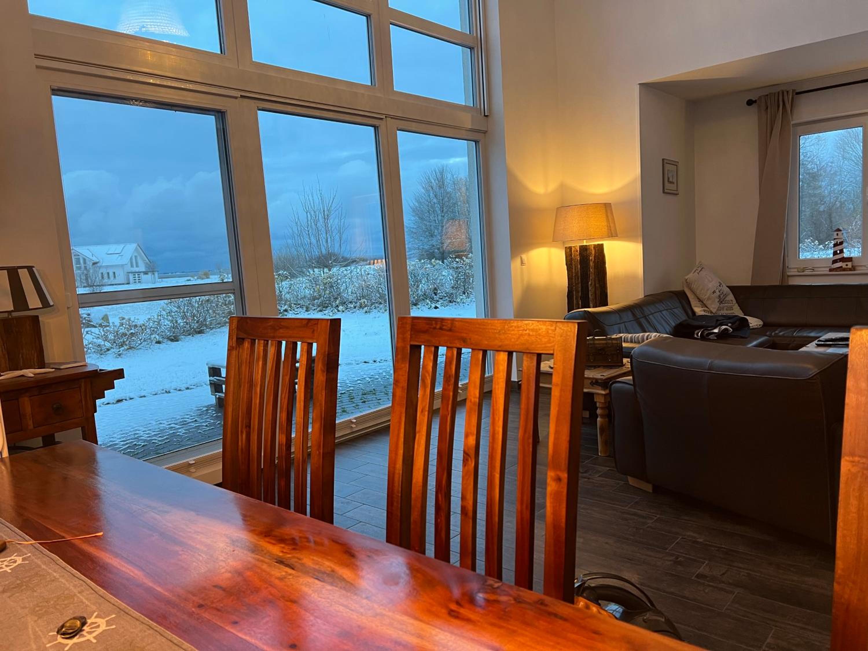 Three-Bedroom Villa photo 1