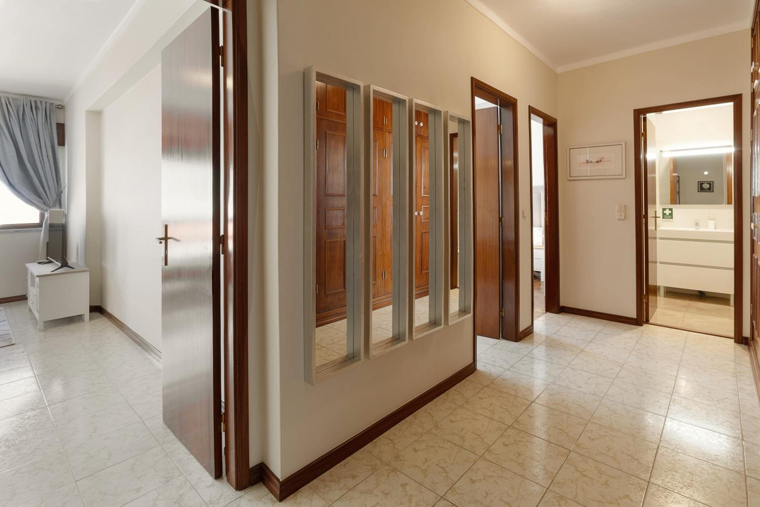 Apartment with Terrace photo 3