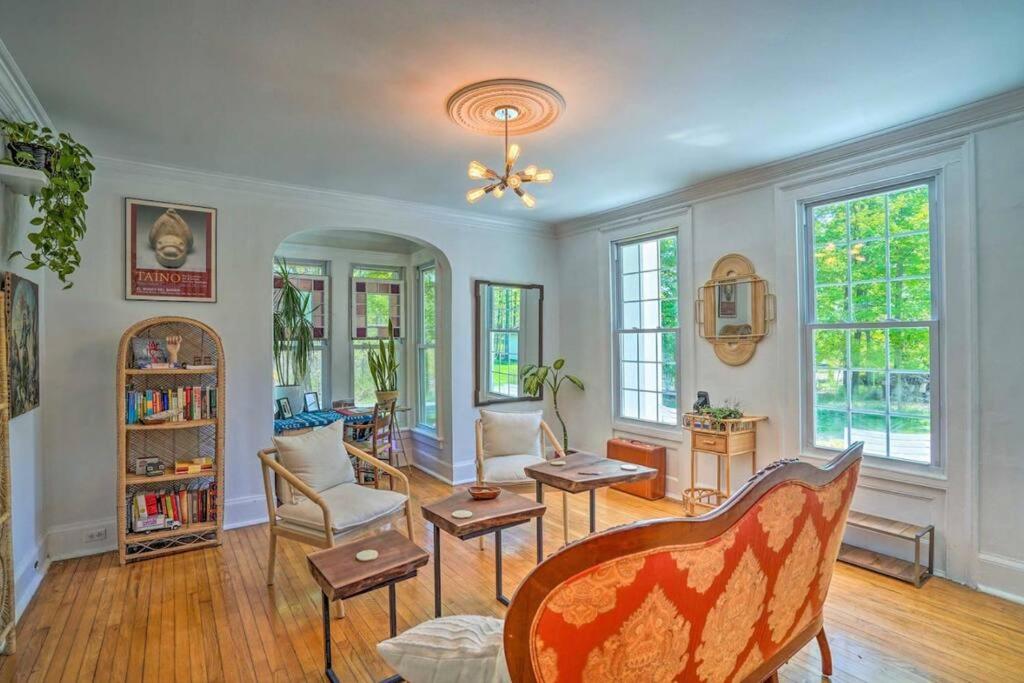 Three-Bedroom Villa photo 1