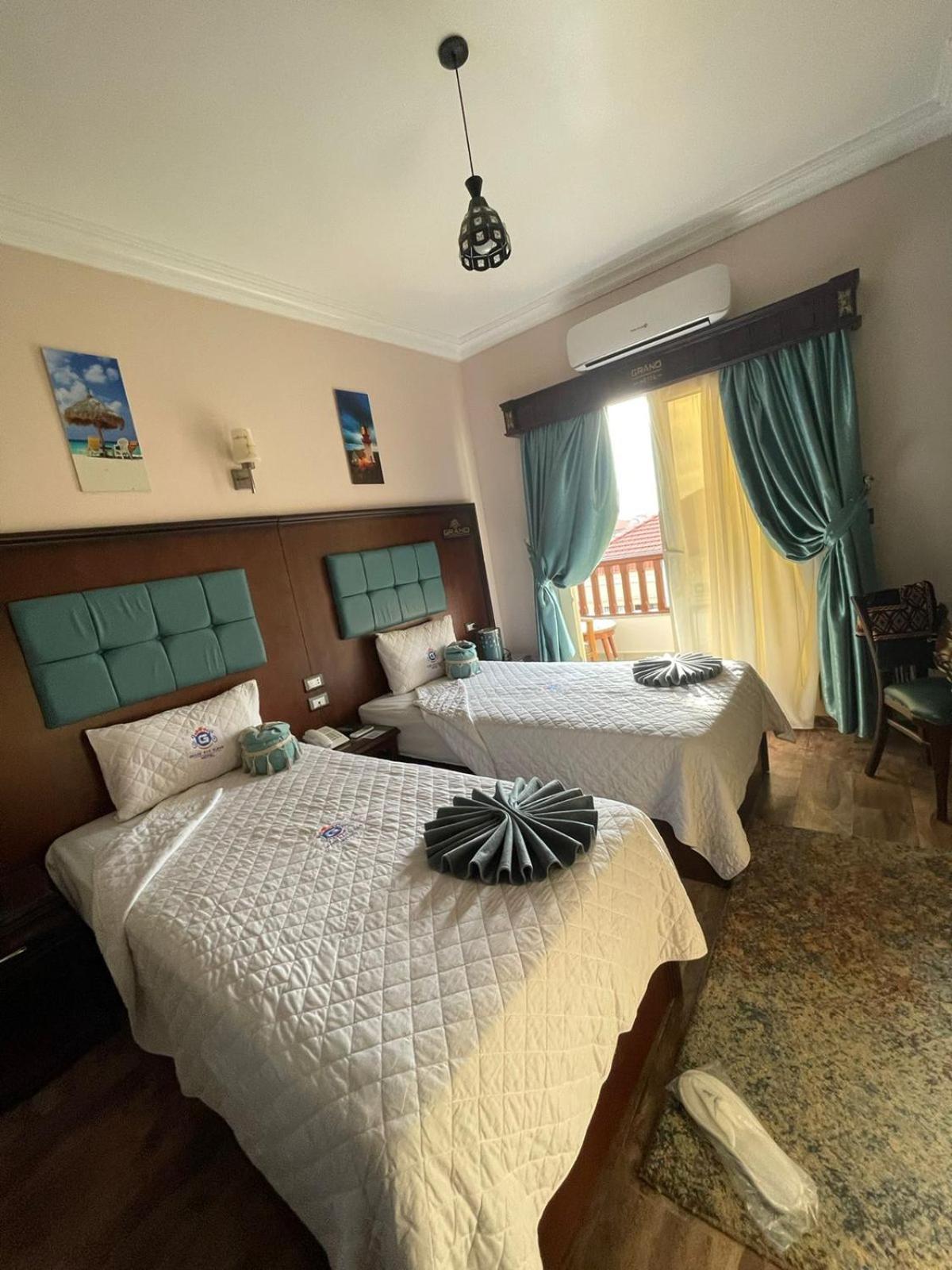 Double Room - Photo 5
