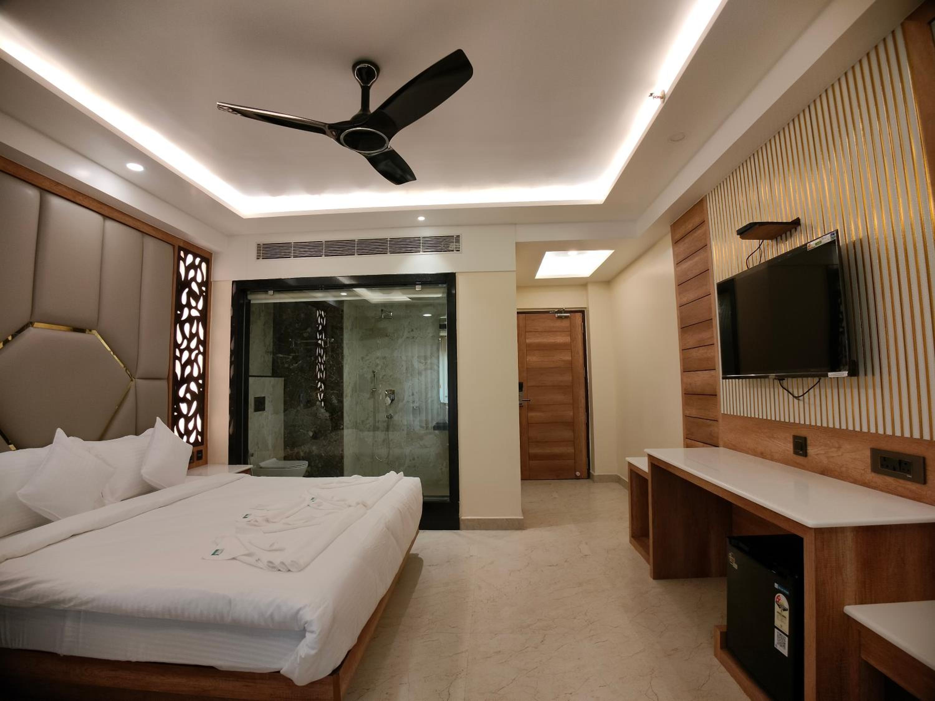 Classic room photo 2