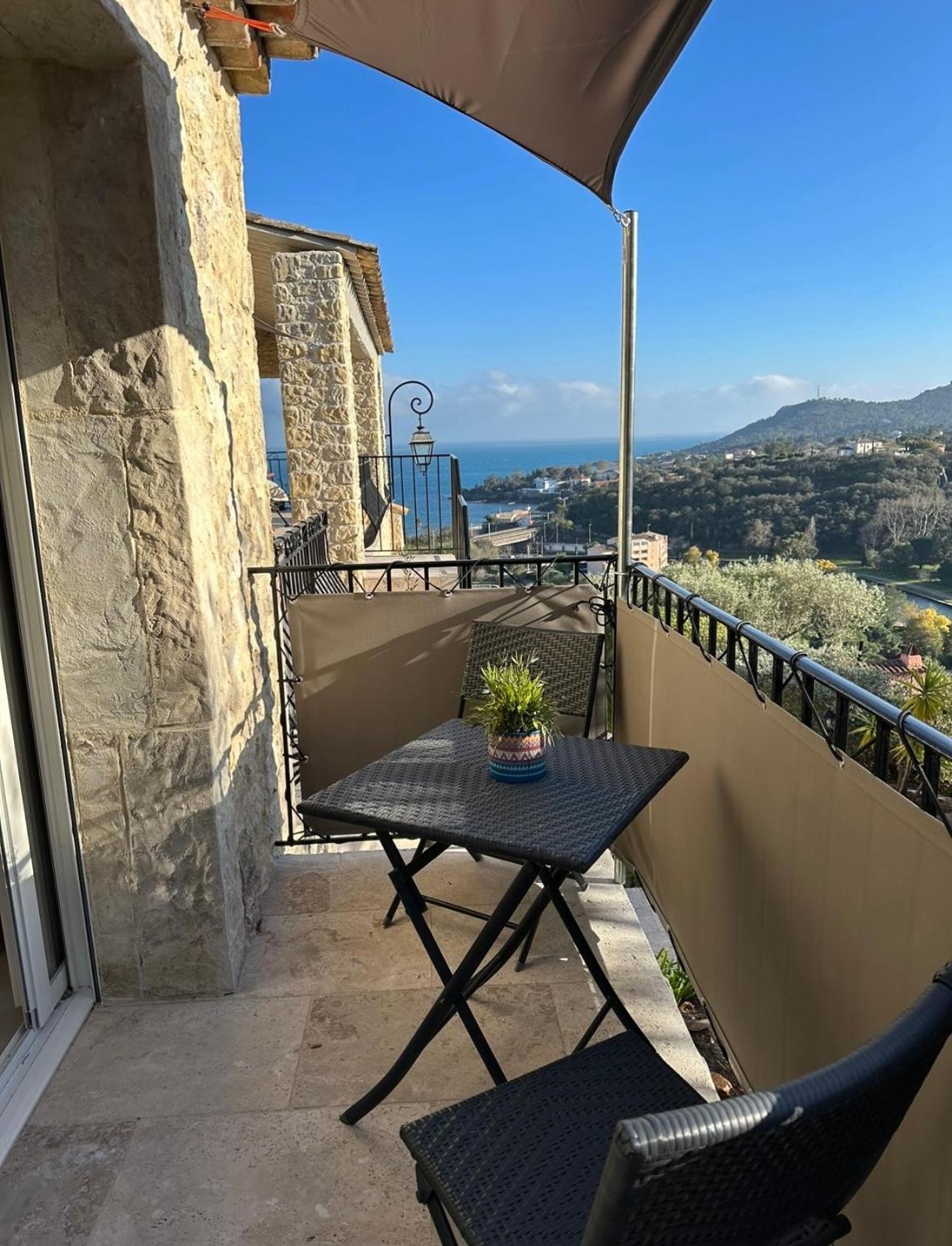 Studio "Colibri" with Partial Sea View