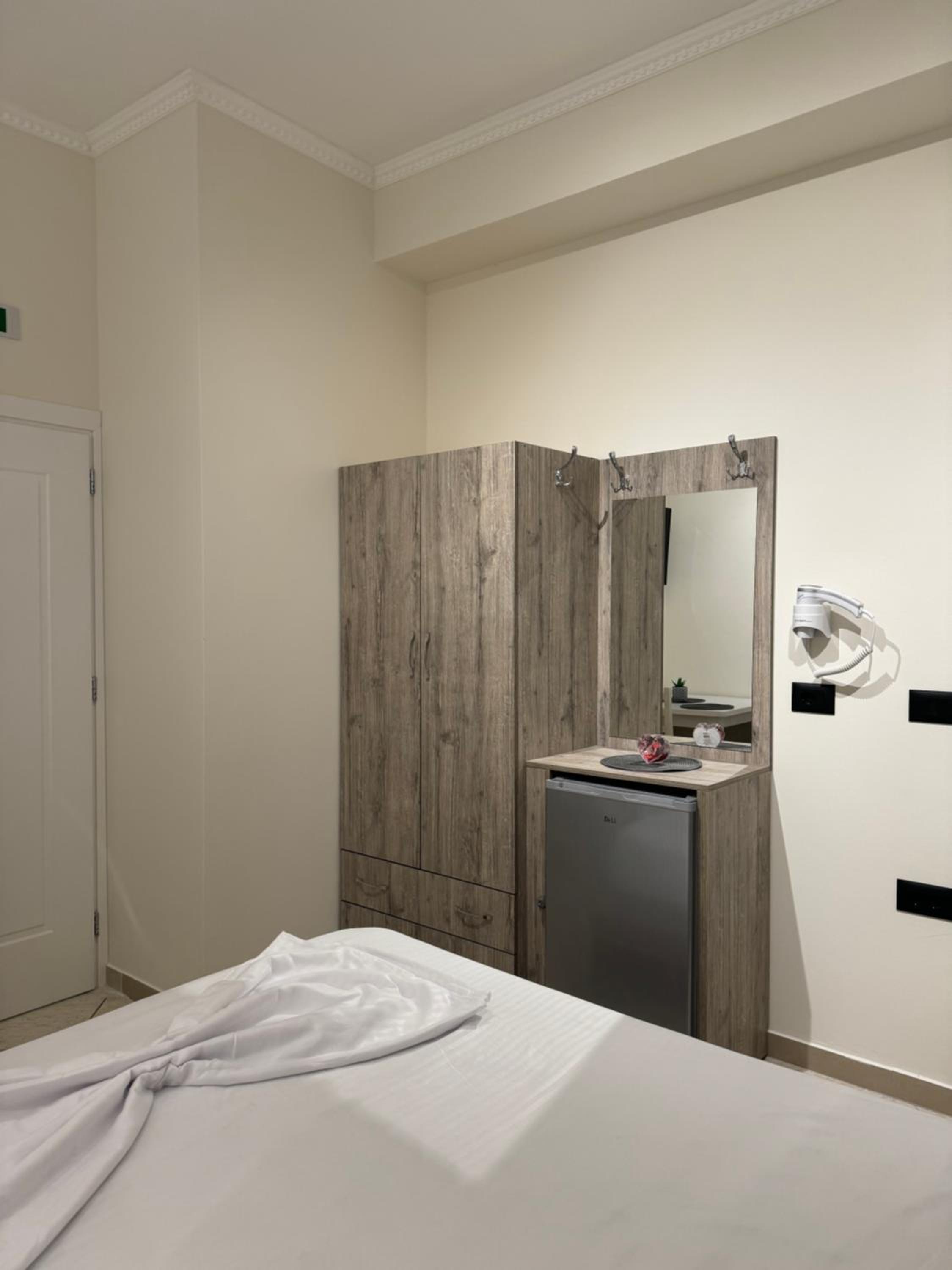 Budget Double Room photo 2