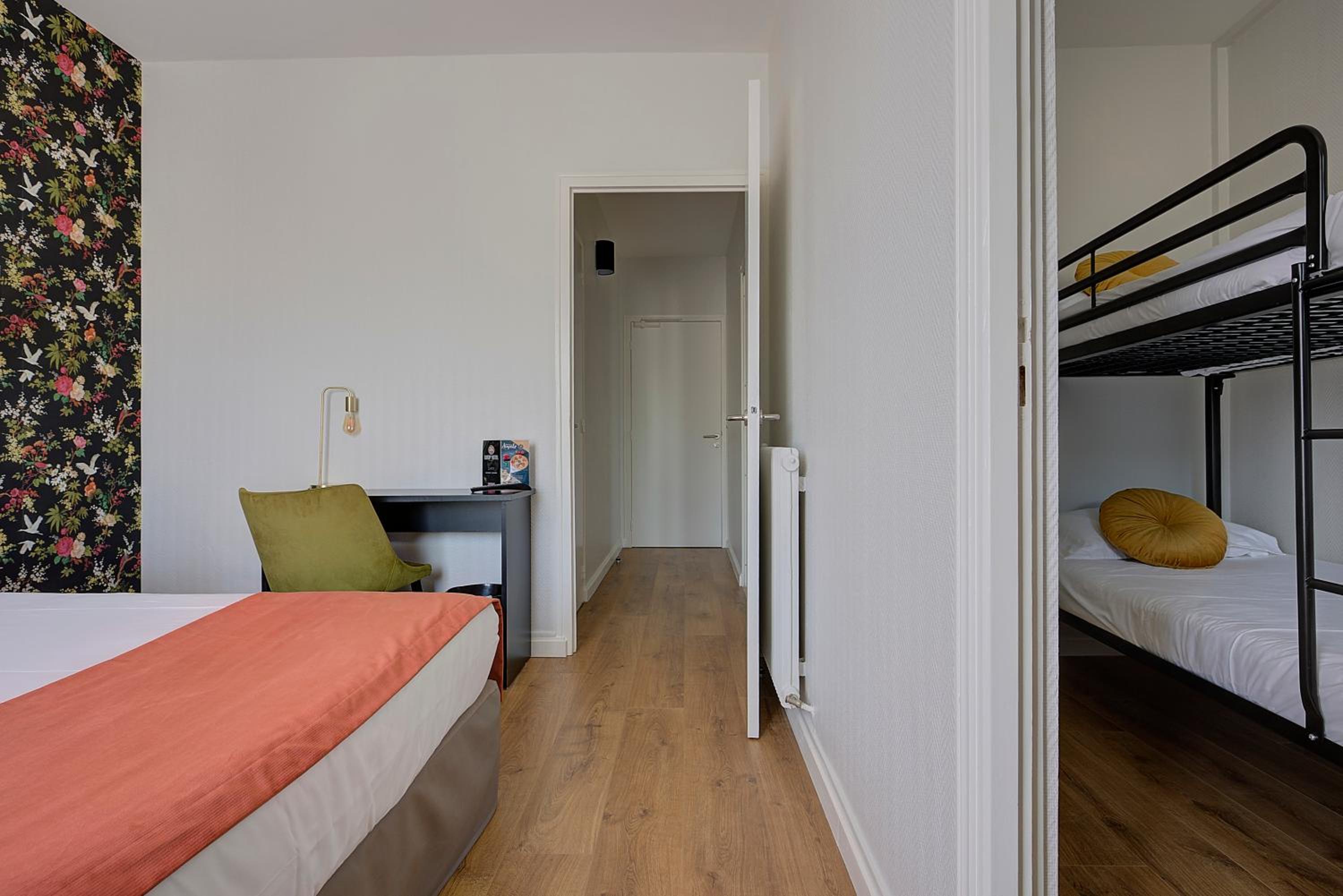 Quadruple Room - Photo 1