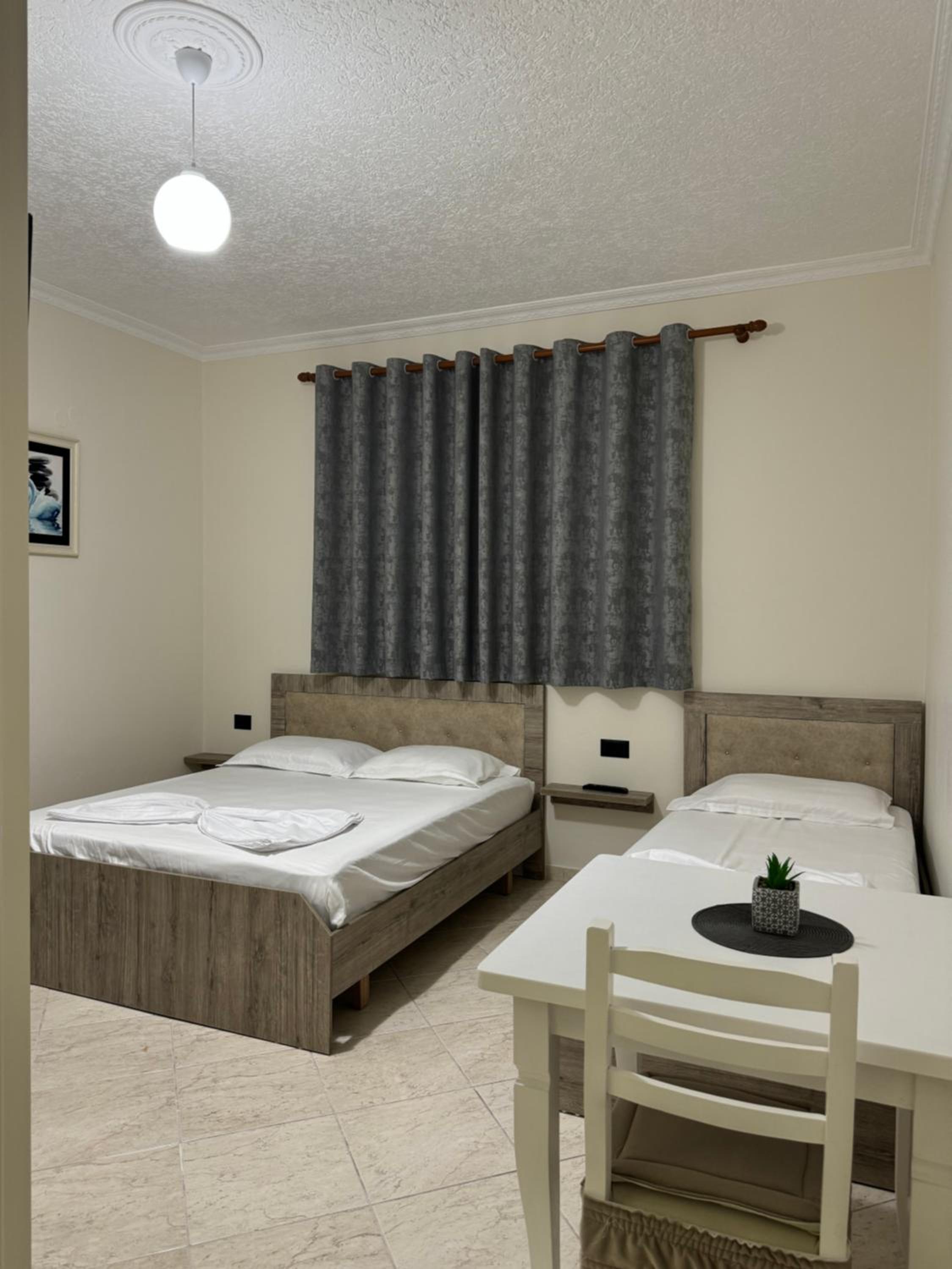 Basic Triple Room photo 2