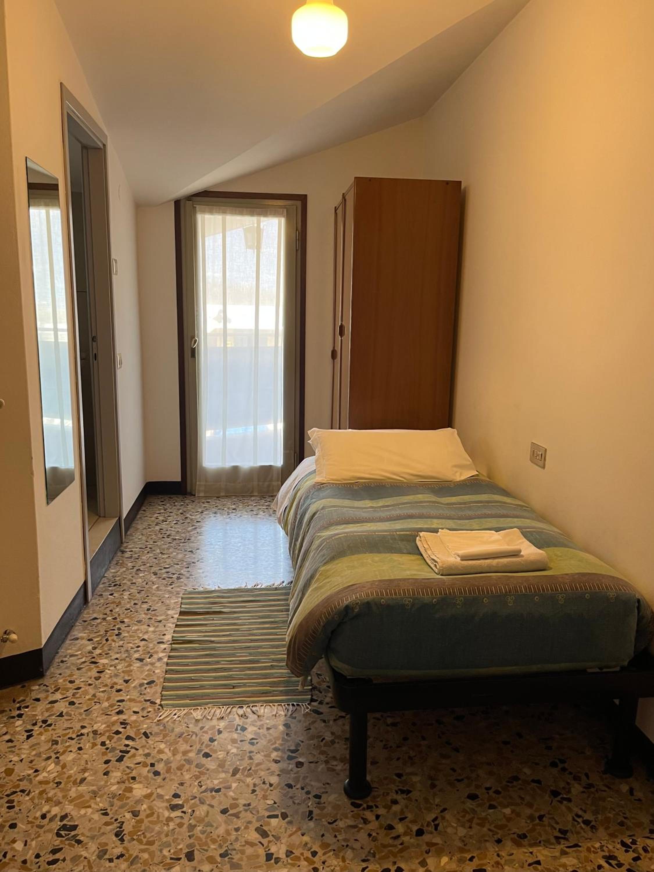 Single Room with Balcony photo 1